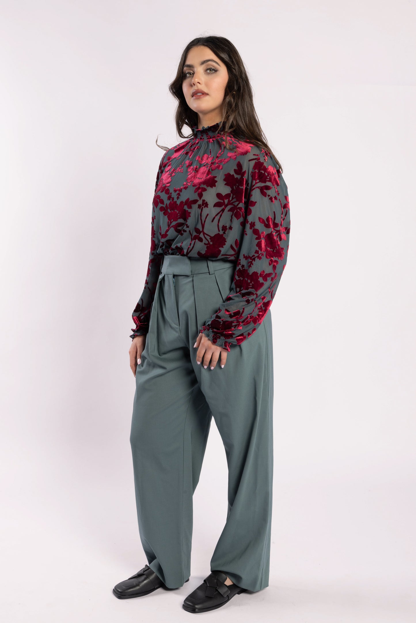 
                  
                    HEIDI BLOUSE-Parisian
                  
                