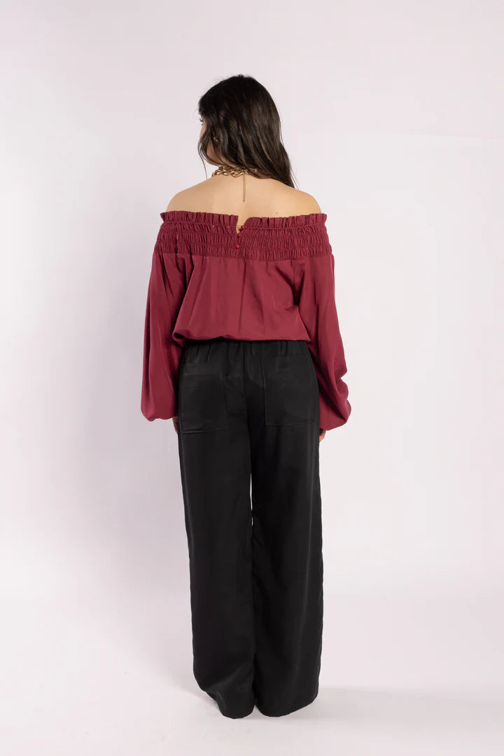 
                  
                    KARIN BLOUSE-Shiraz
                  
                