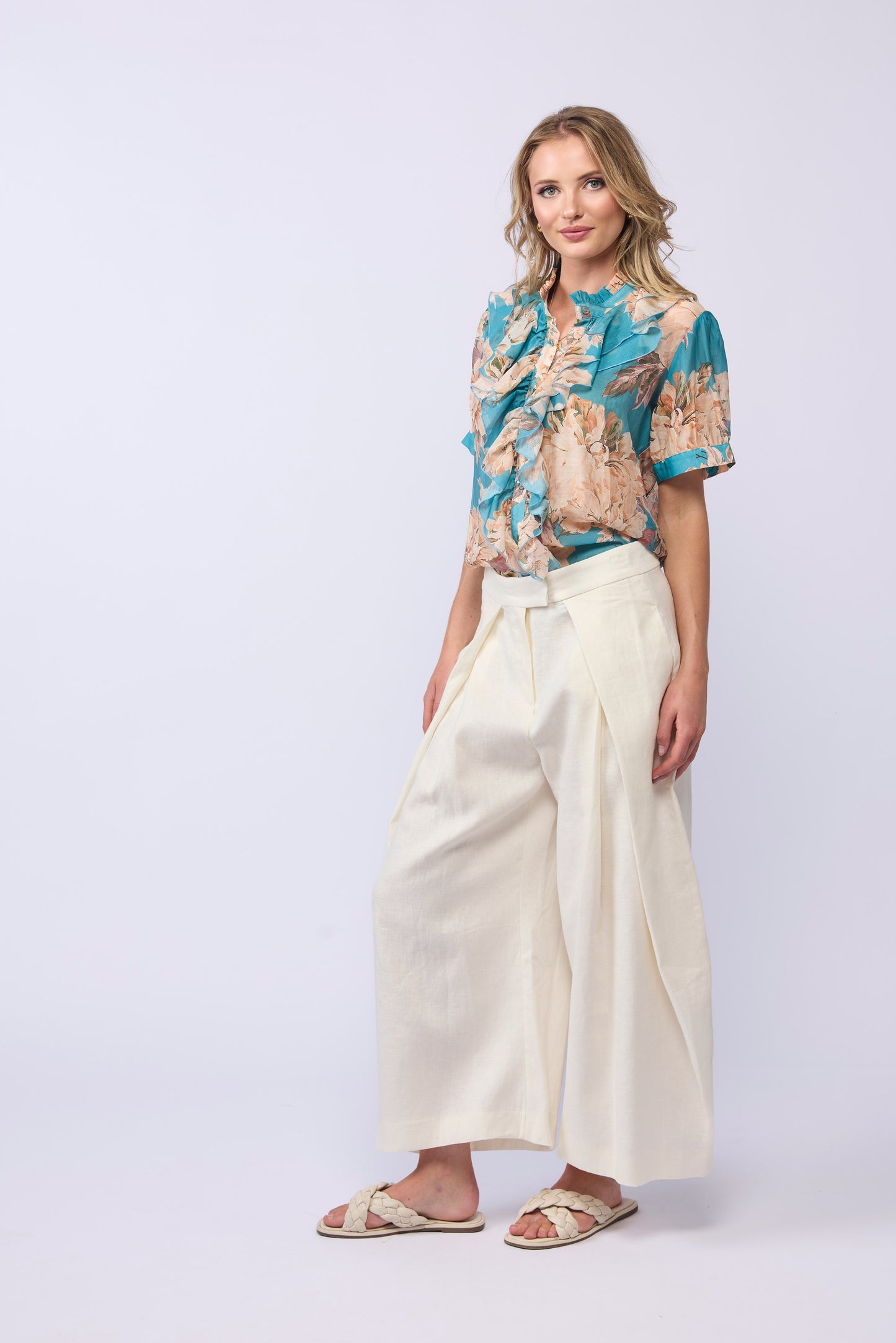 
                  
                    WISH BLOUSE-AQUA BLOOM
                  
                
