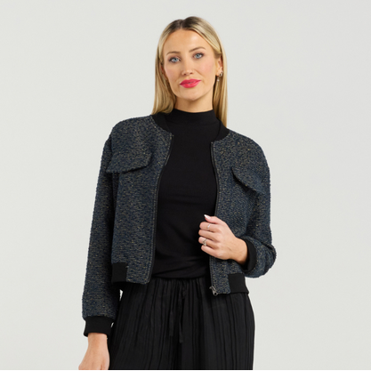 
                  
                    Et Alia Benny Bomber
                  
                