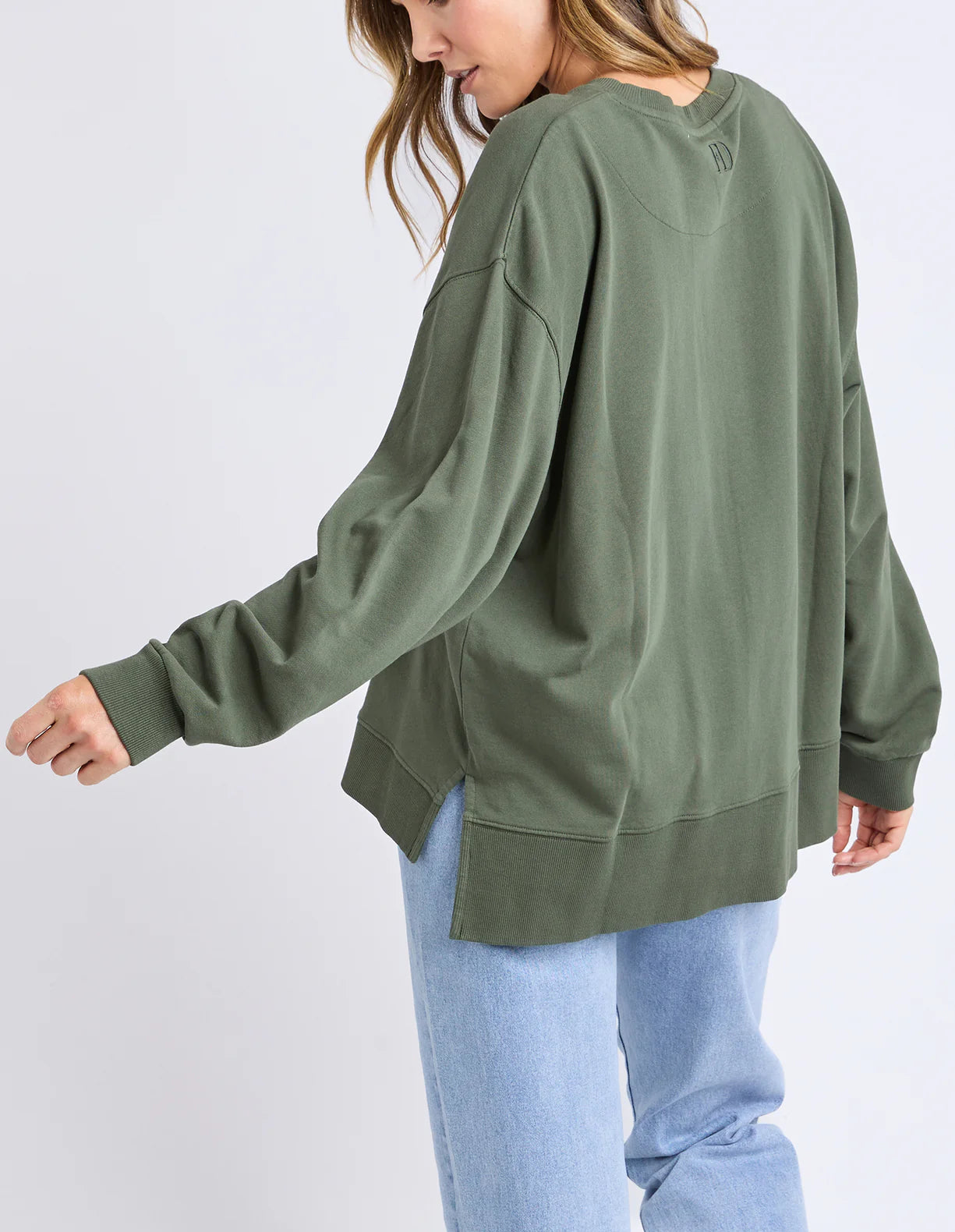 
                  
                    Foxwood Effortless crew -KHAKI
                  
                