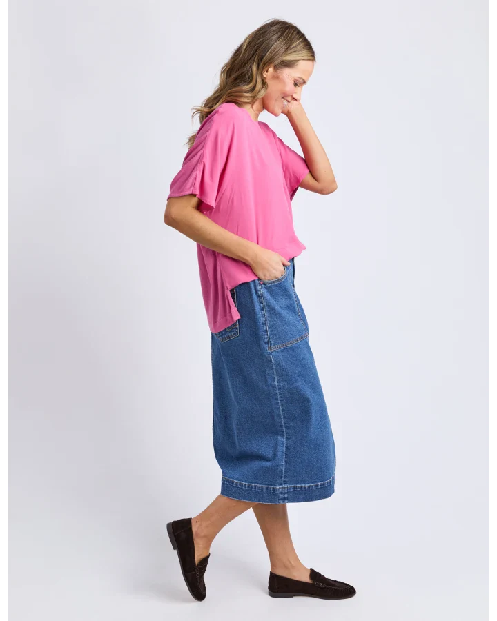 
                  
                    CHANTELLE TOP-Quartz(Pink)
                  
                