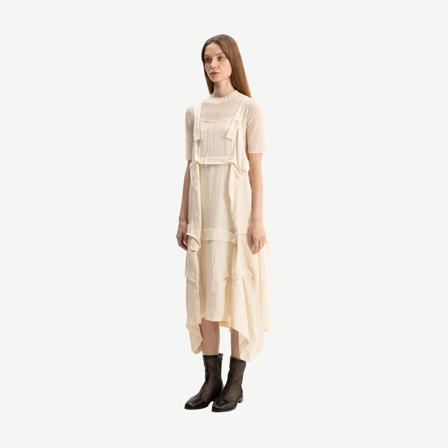 
                  
                    VALEN DRESS-CREAM
                  
                