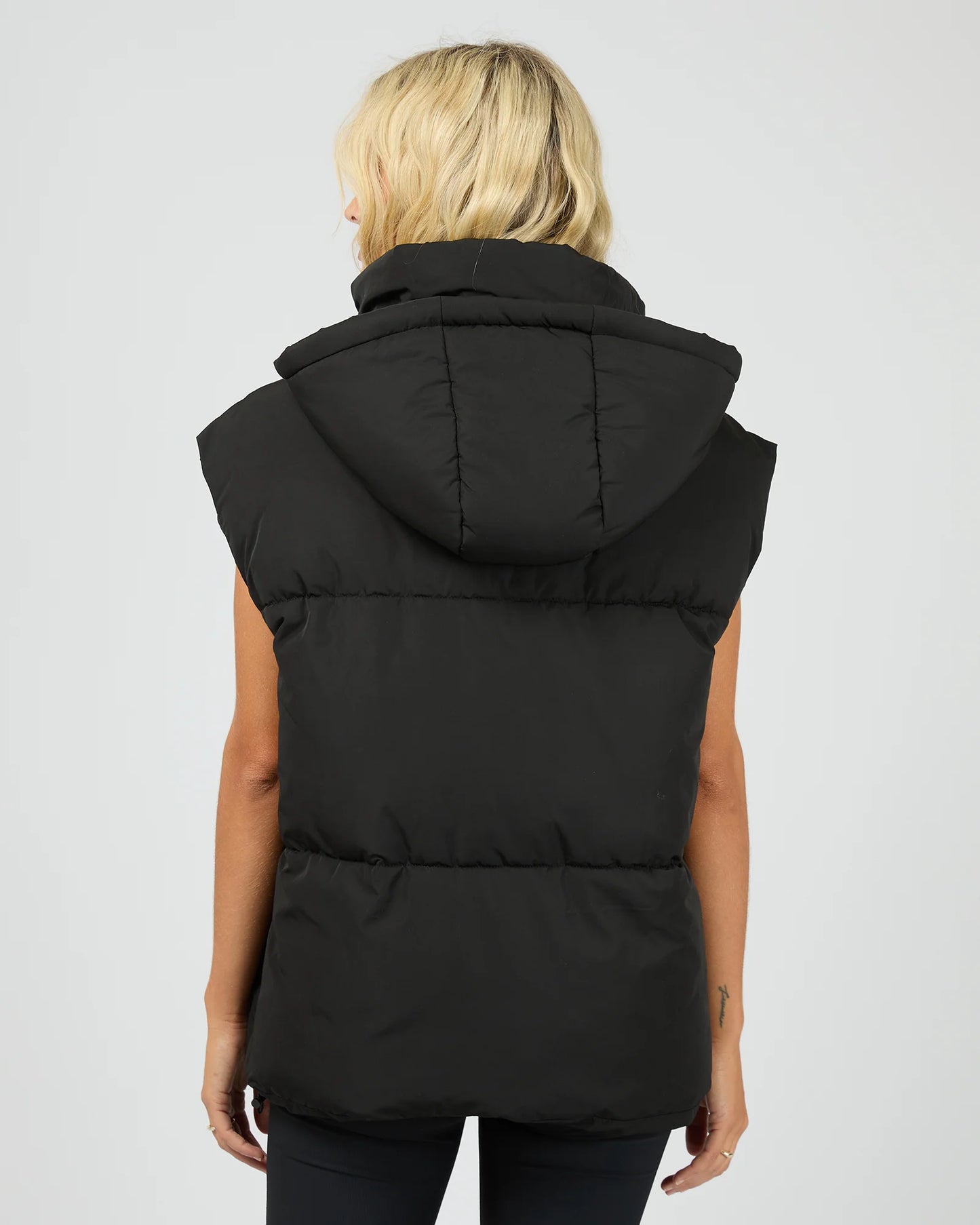 
                  
                    ALL ABOUT EVE ELEVATE PUFFER VEST
                  
                