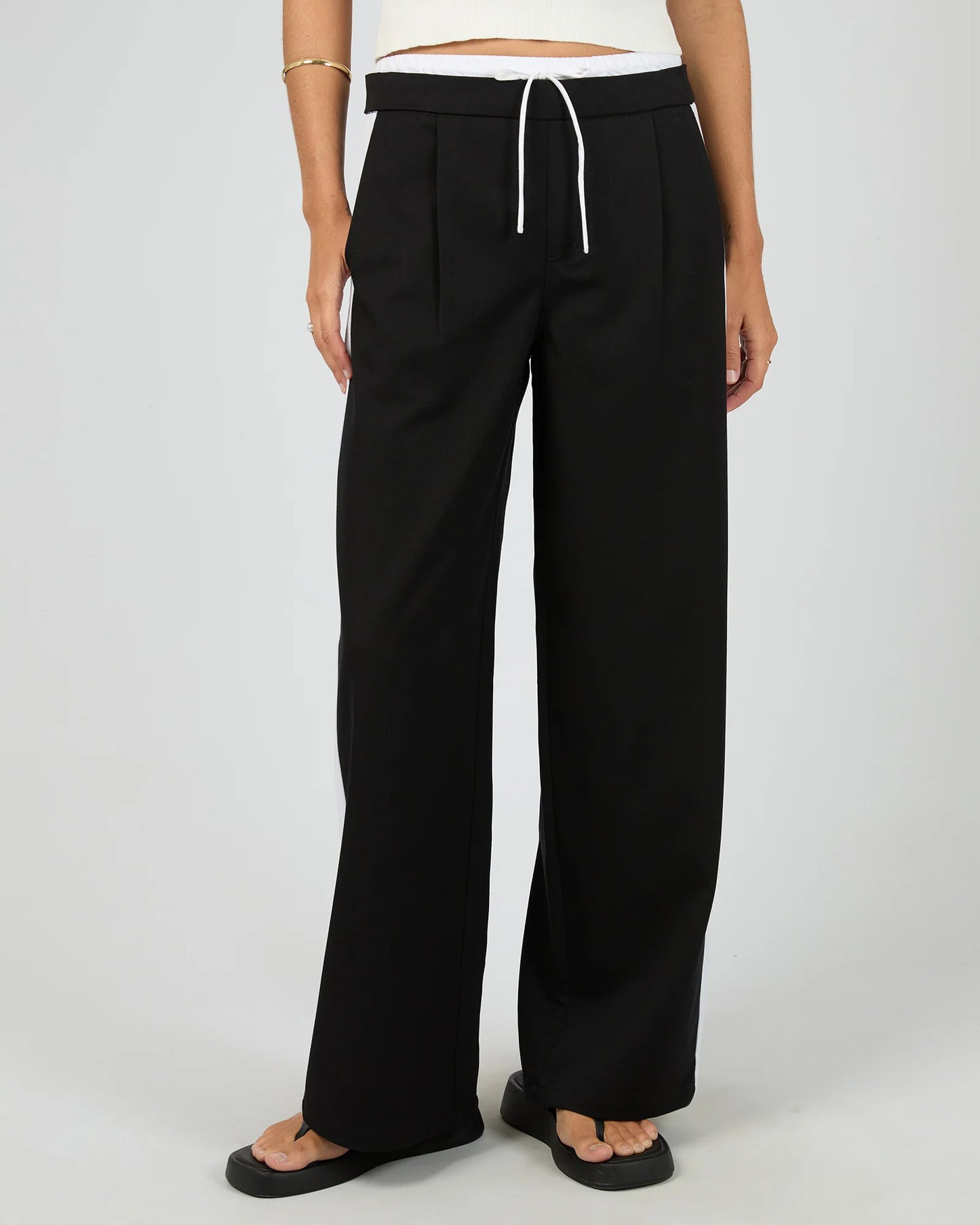 
                  
                    BECKETT PANT-BLACK
                  
                