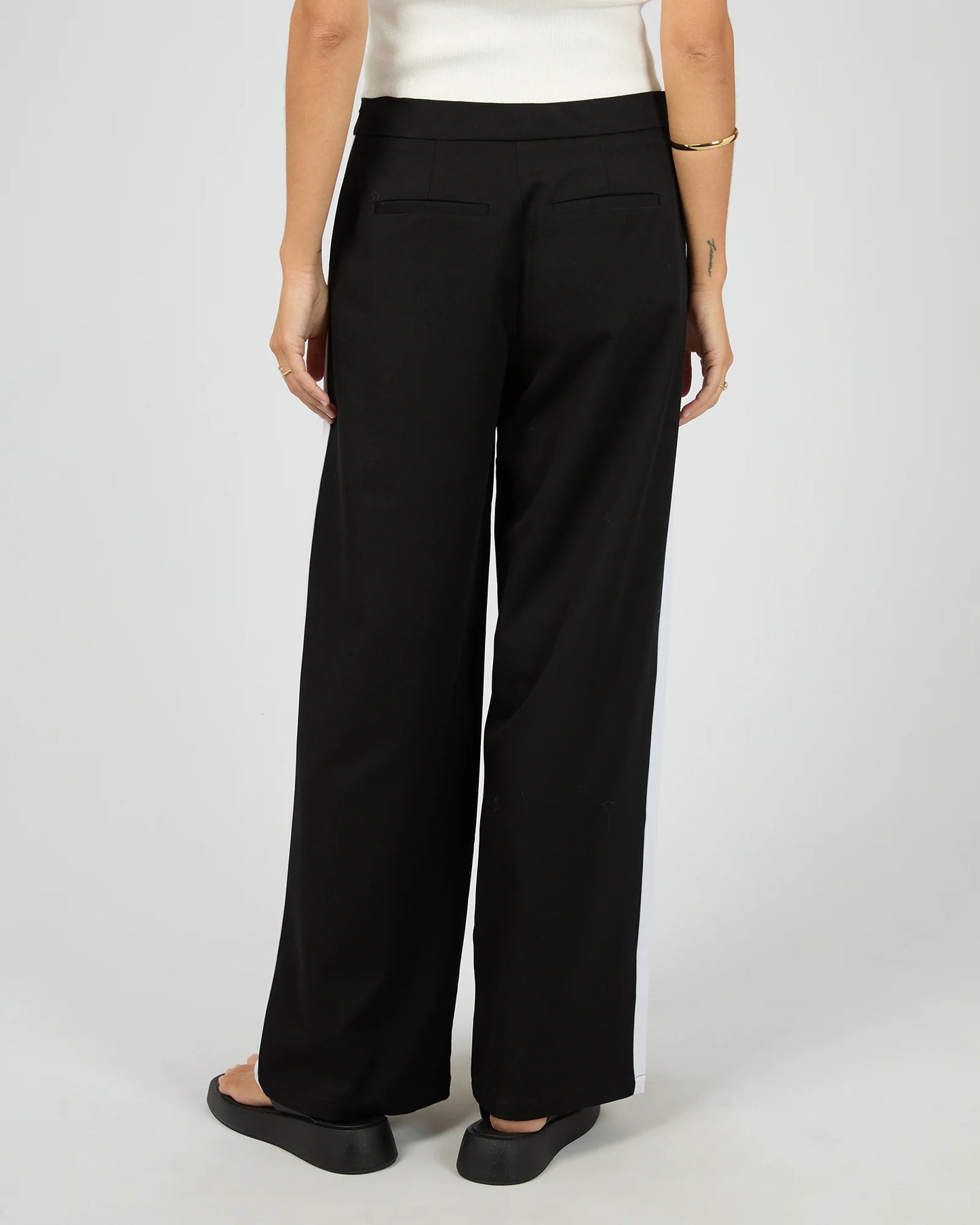 
                  
                    BECKETT PANT-BLACK
                  
                