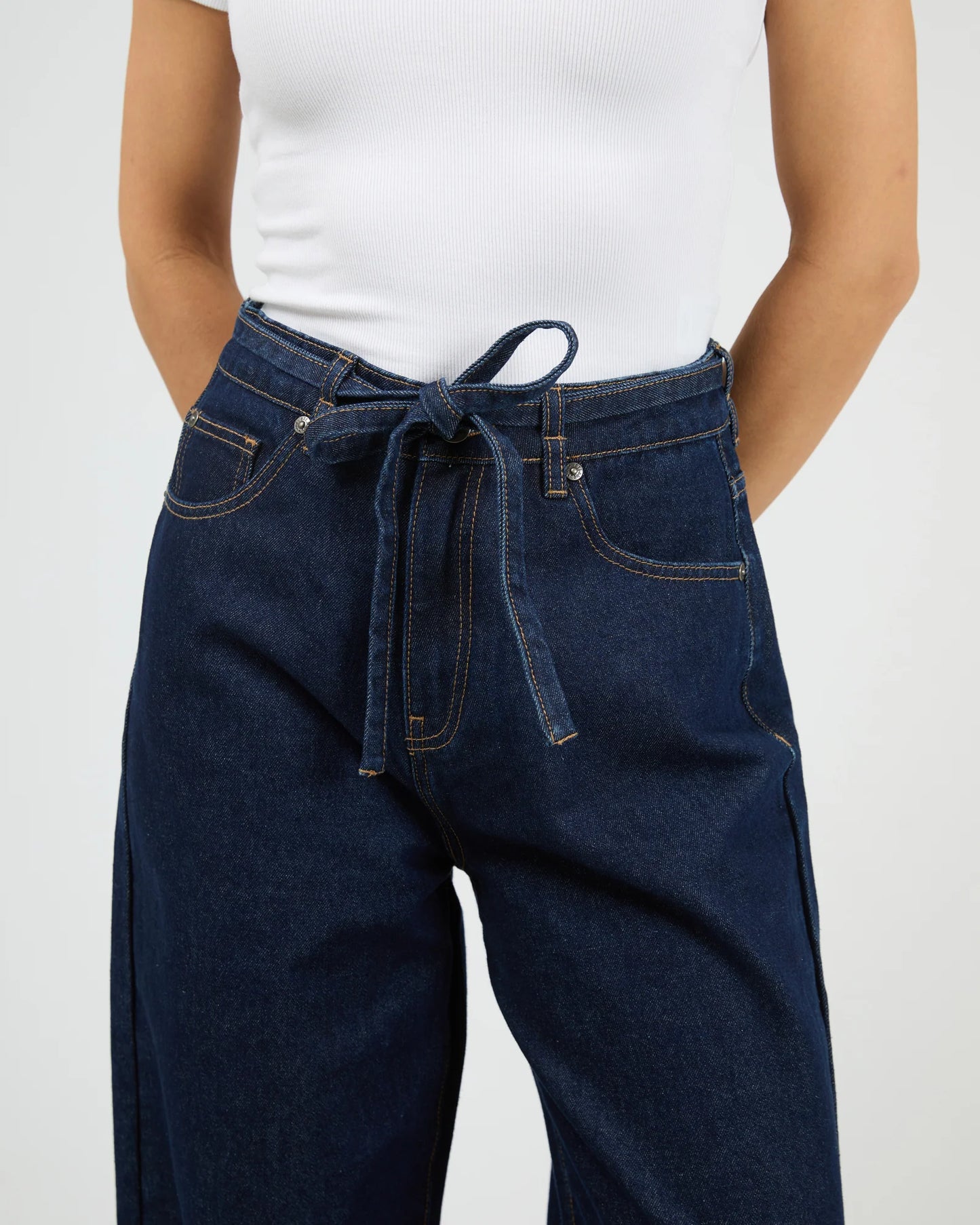 
                  
                    ALL ABOUT GIA HIGH RISE BAGGY
                  
                