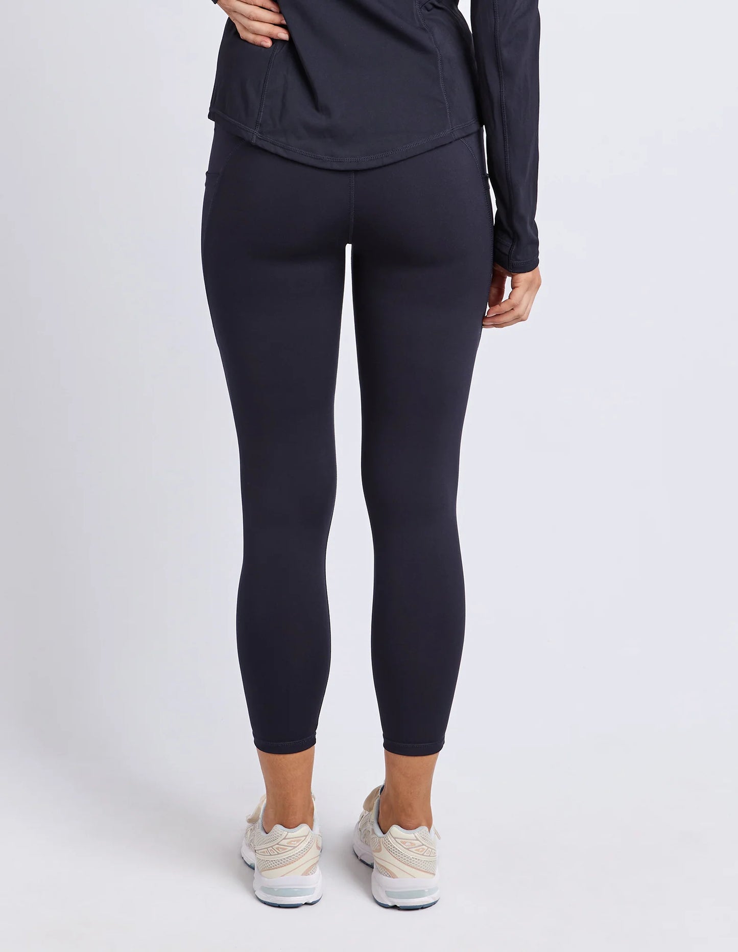 
                  
                    FREEDOM LEGGING-MIDNIGHT NAVY
                  
                