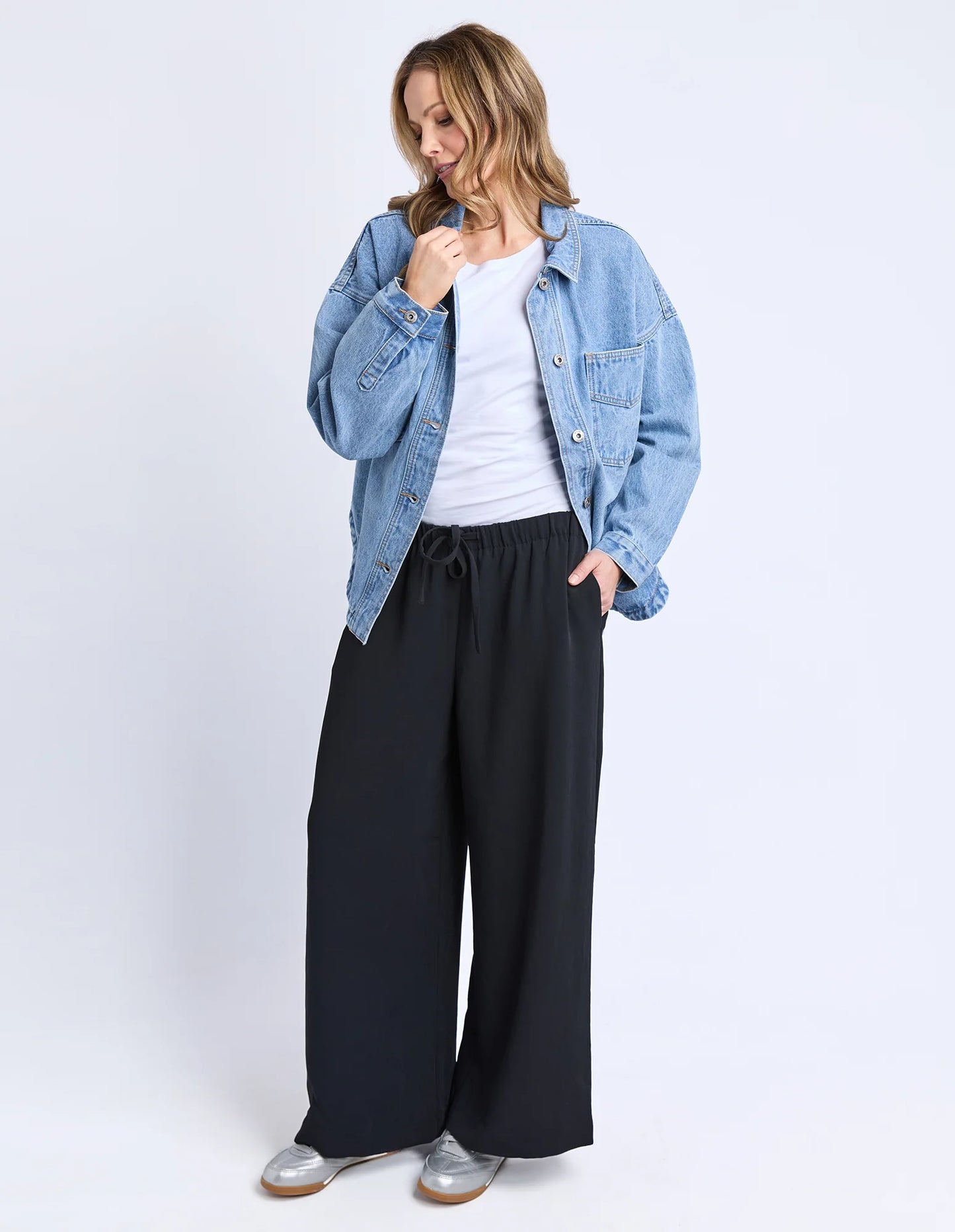 
                  
                    ELM SOFIE PANT-BLACK
                  
                