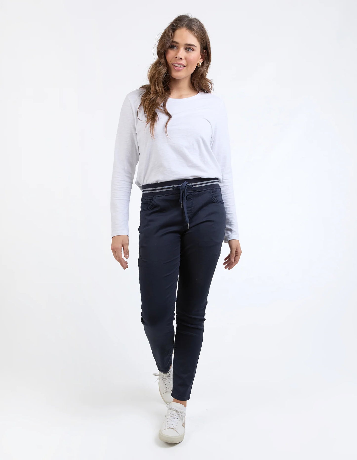 
                  
                    MARGO JOGGER - NAVY
                  
                
