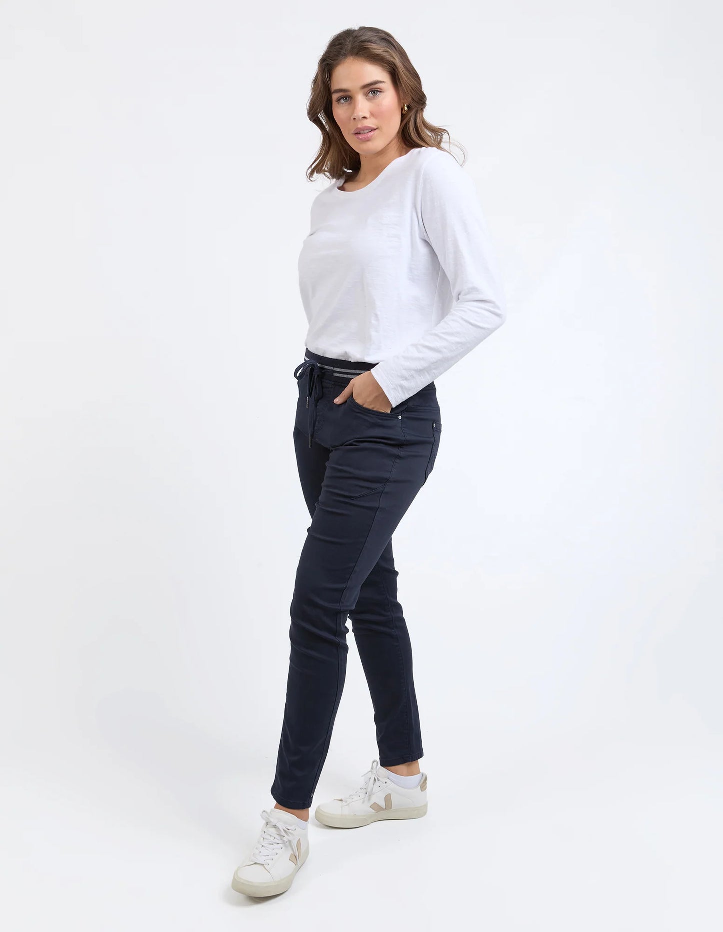 
                  
                    MARGO JOGGER - NAVY
                  
                