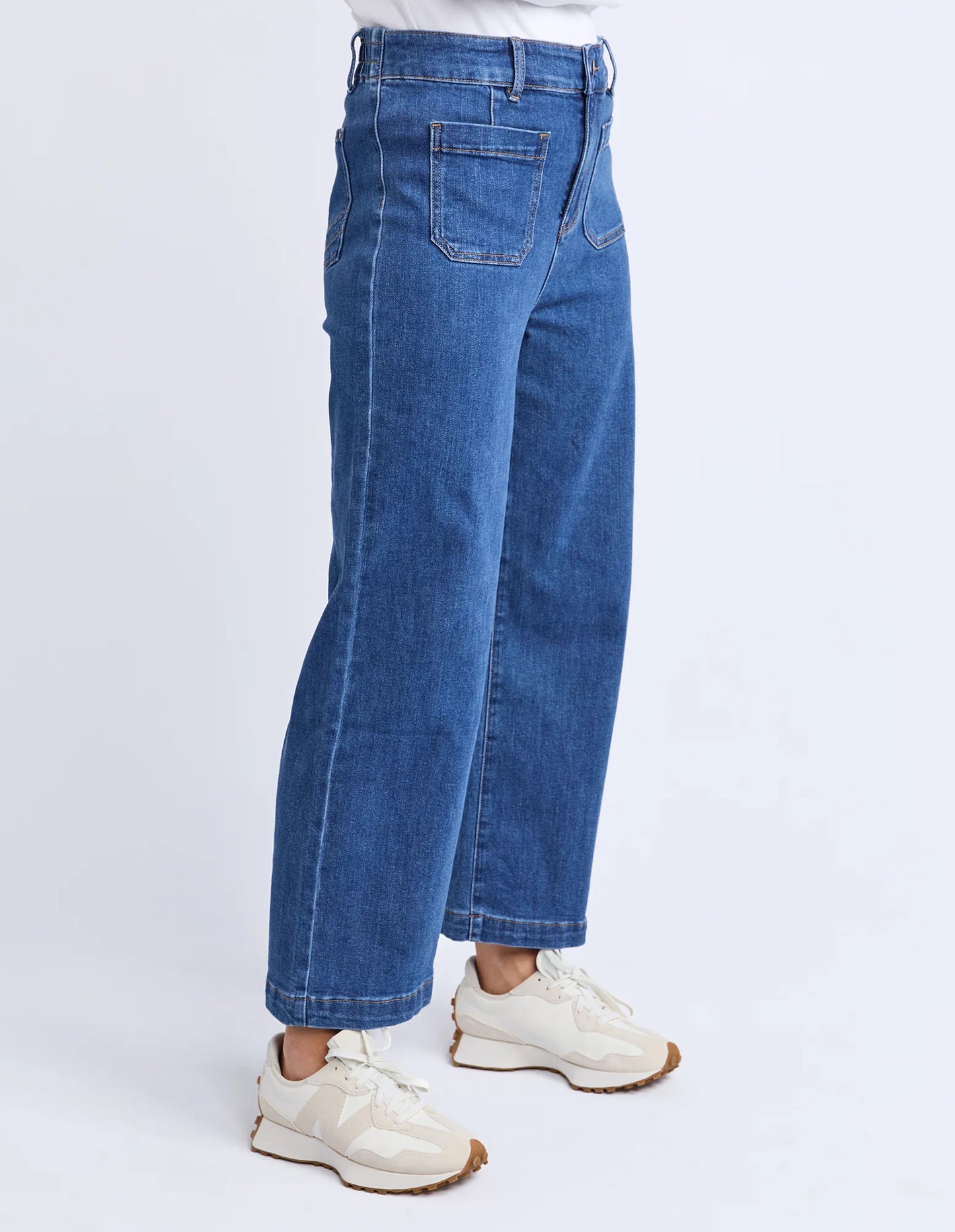 
                  
                    Alyssa Front Pocket Jean Mid Blue Wash
                  
                