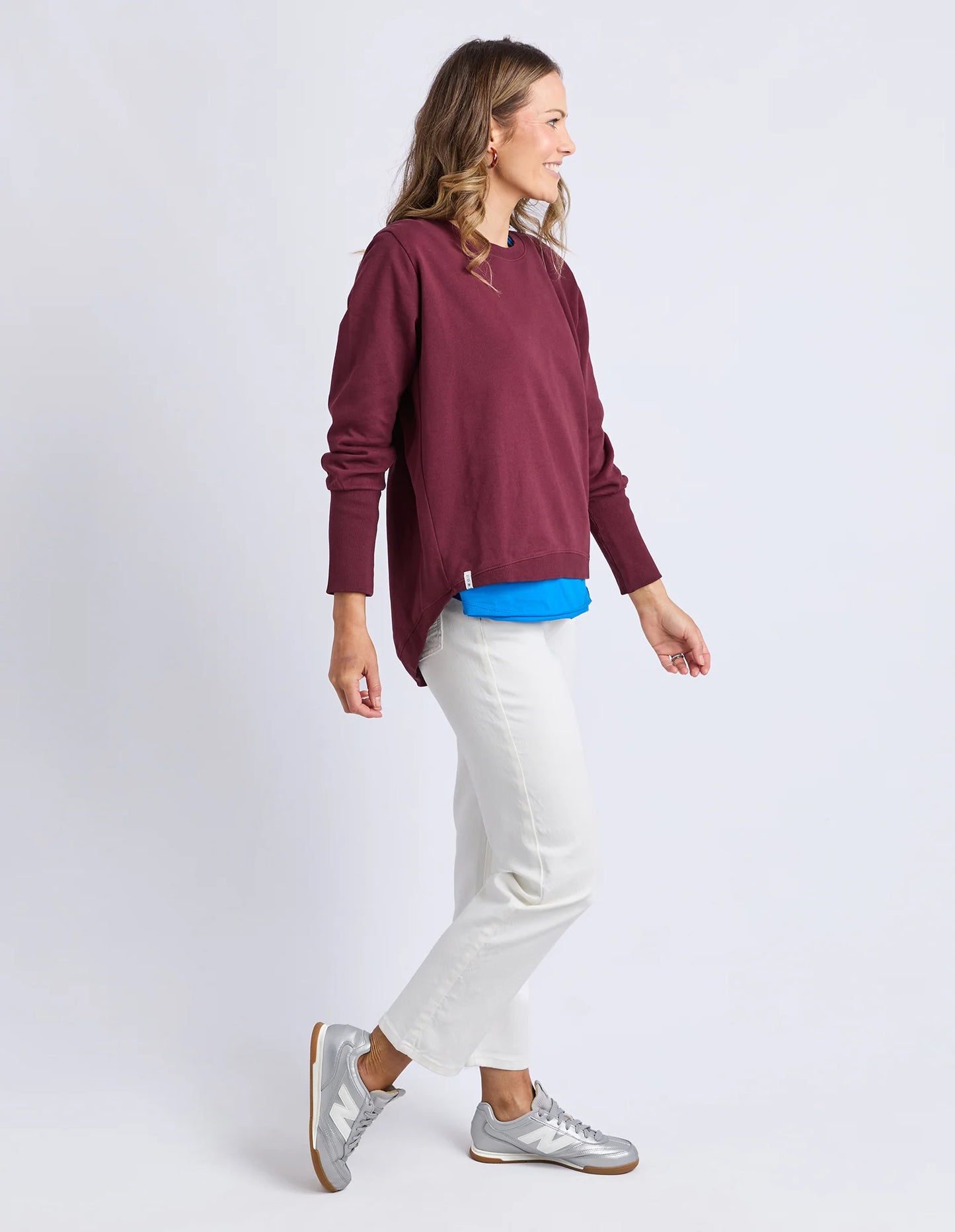 
                  
                    Divine Crew peony -Plum
                  
                