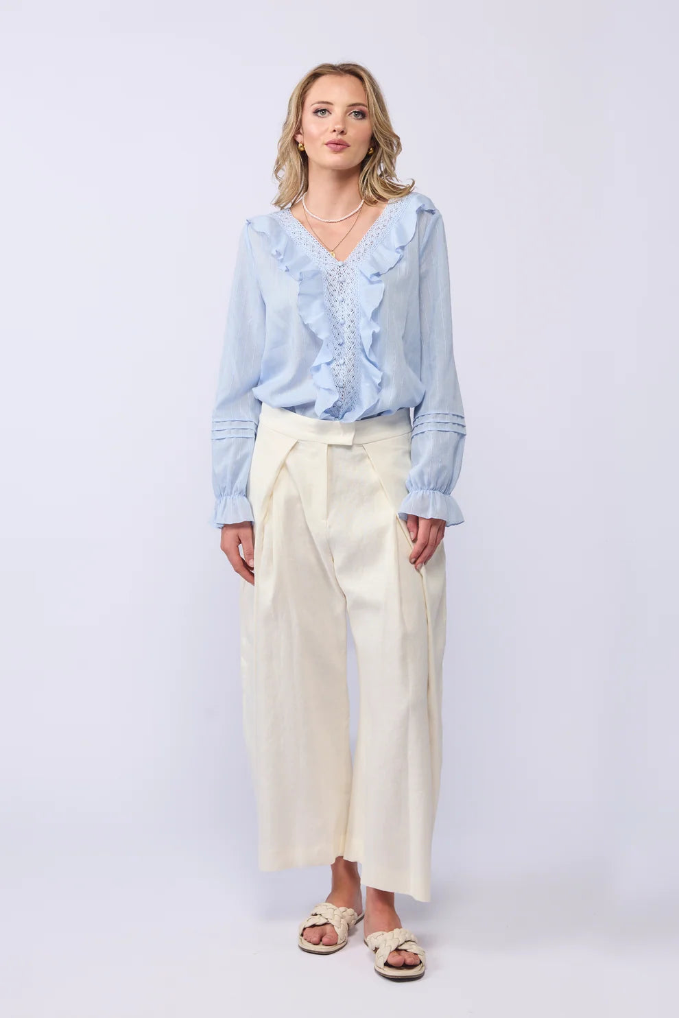 
                  
                    GRANADA PANT-IVORY
                  
                