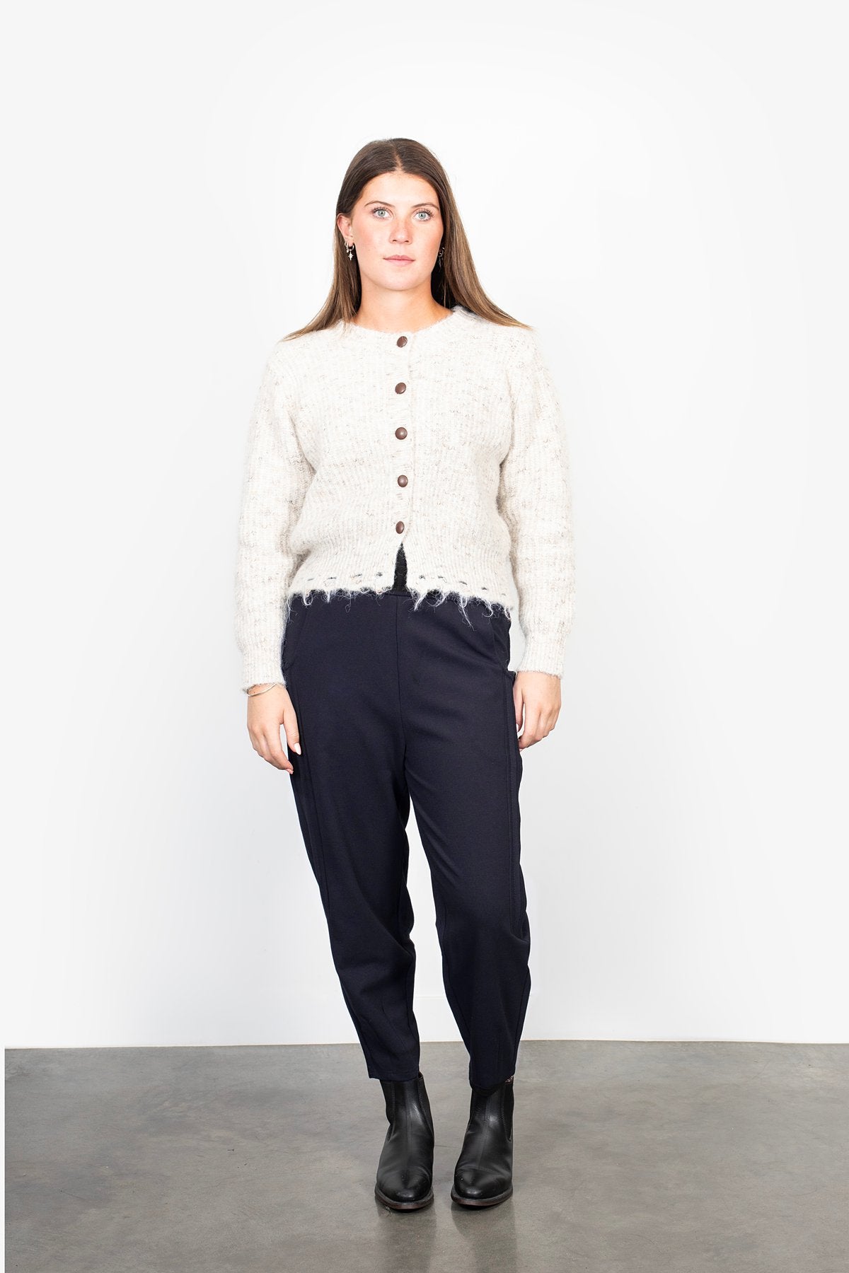 
                  
                    BHODI PANT-NAVY
                  
                