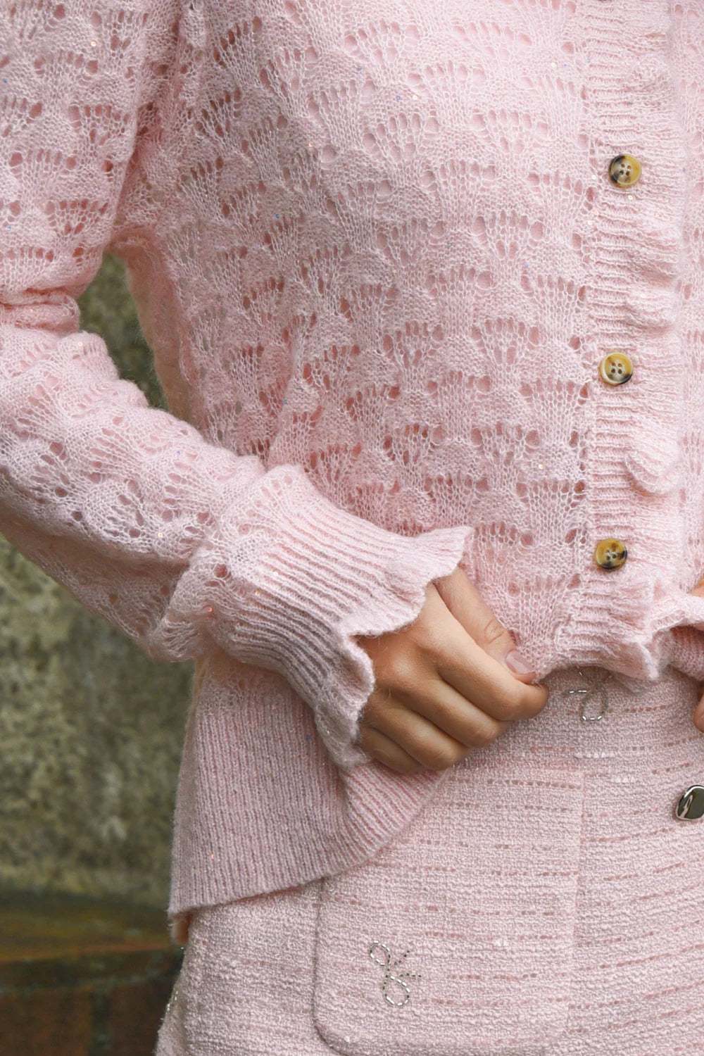
                  
                    RUFFLE UP Cardigan
                  
                