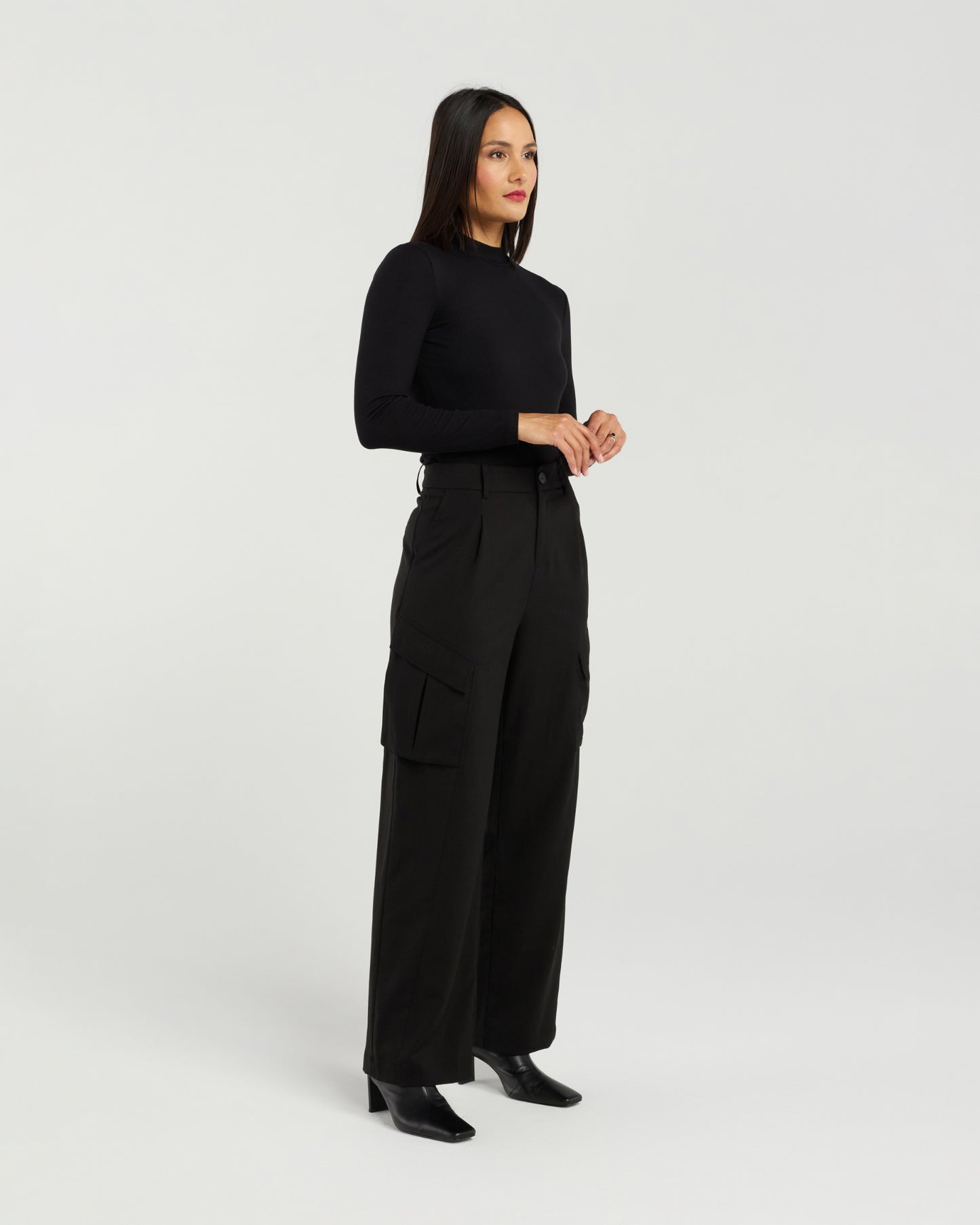 
                  
                    BLAKE PANT-BLACK
                  
                