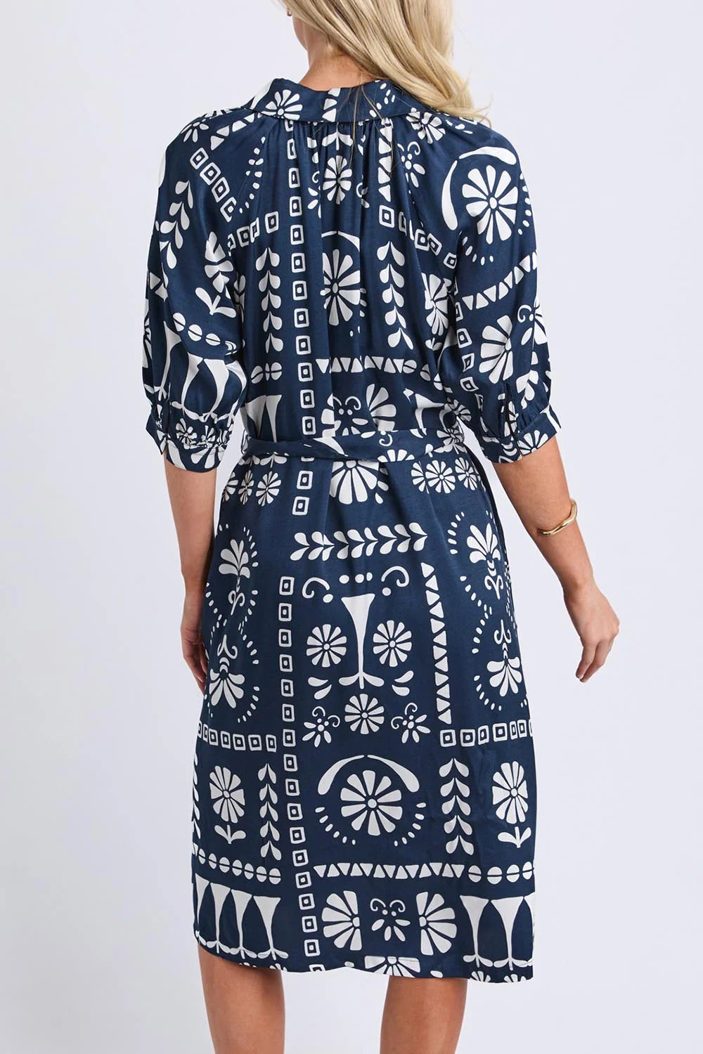 
                  
                    ELM JENNY DRESS-NAVY PRINT
                  
                