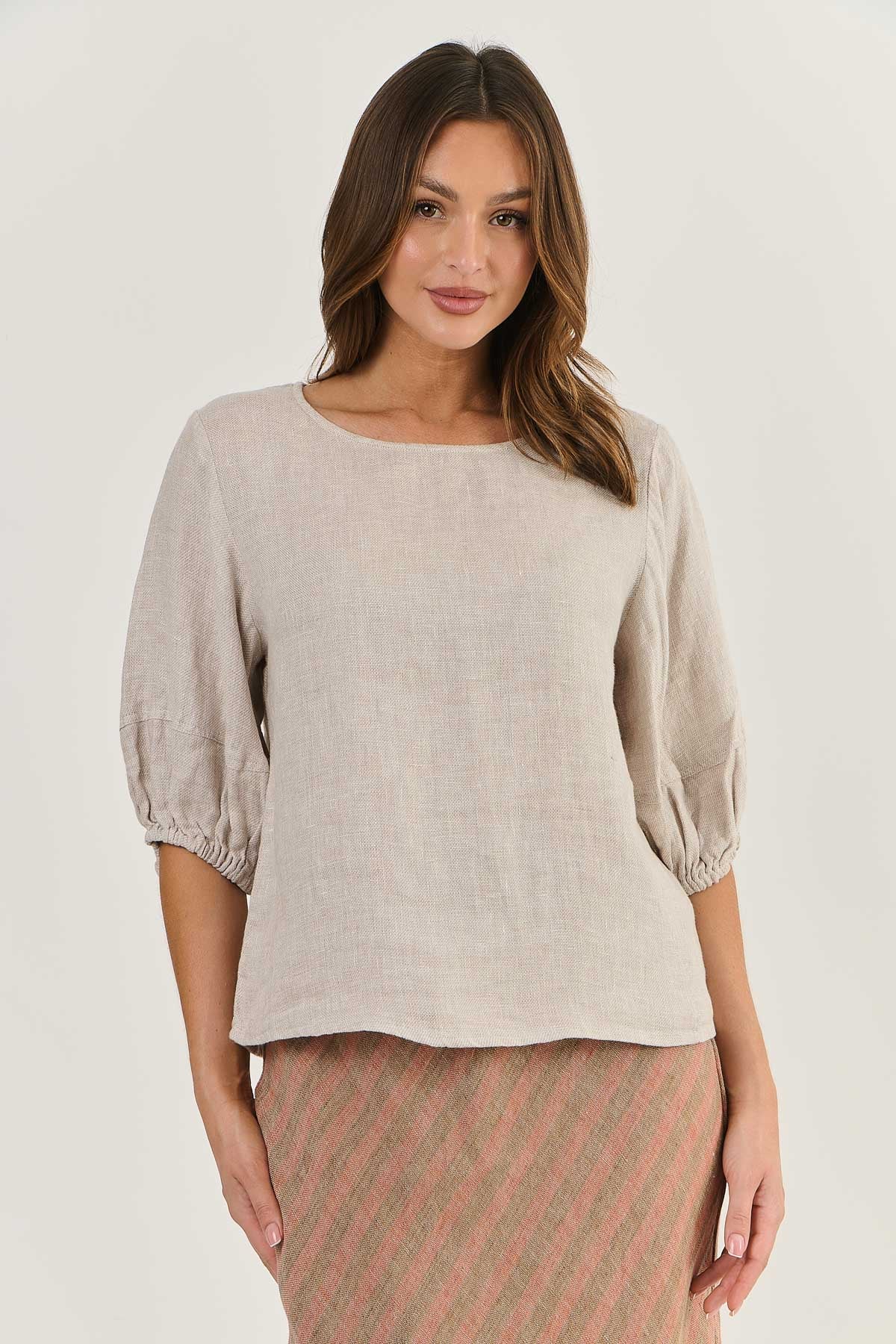 
                  
                    Bubble Sleeve Blouse Dune
                  
                