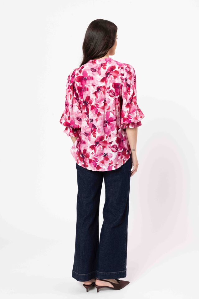 
                  
                    Seeking Lola CELIA BLOISE- BLOSSOM SMUDGE
                  
                