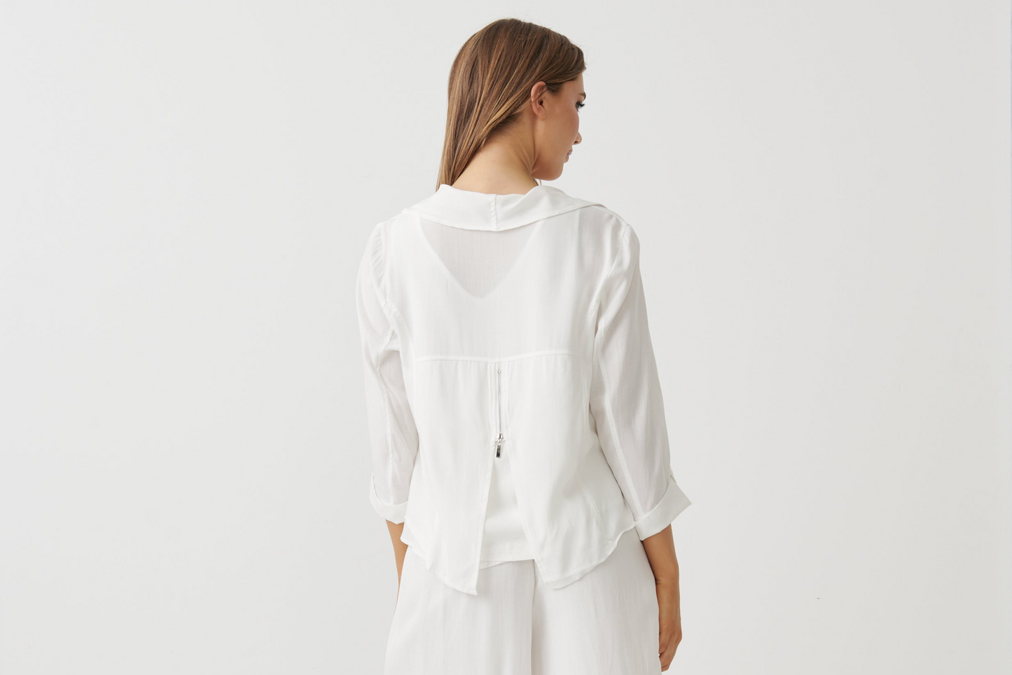 
                  
                    HF2890 Back Feature Jacket-WHITE
                  
                