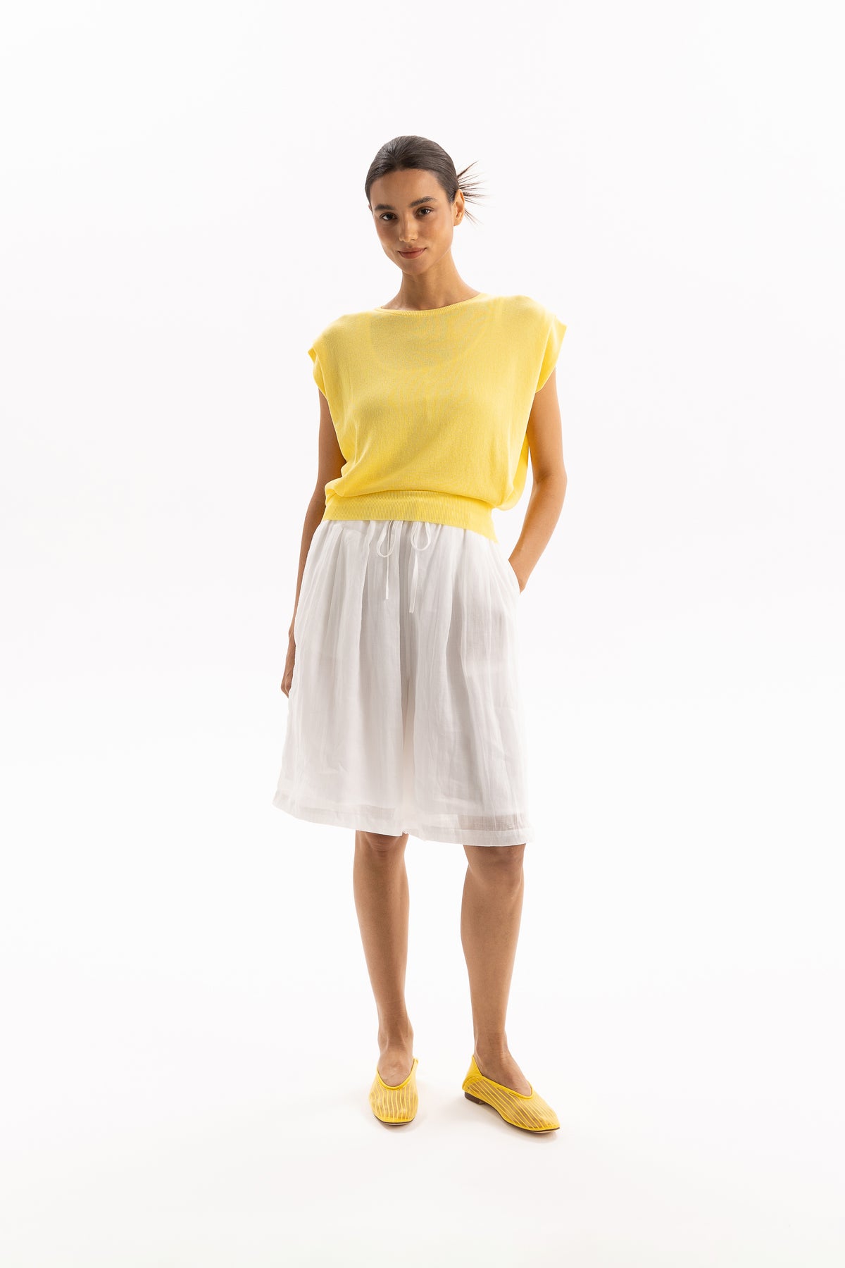 
                  
                    AEON SHORTS-WHITE
                  
                