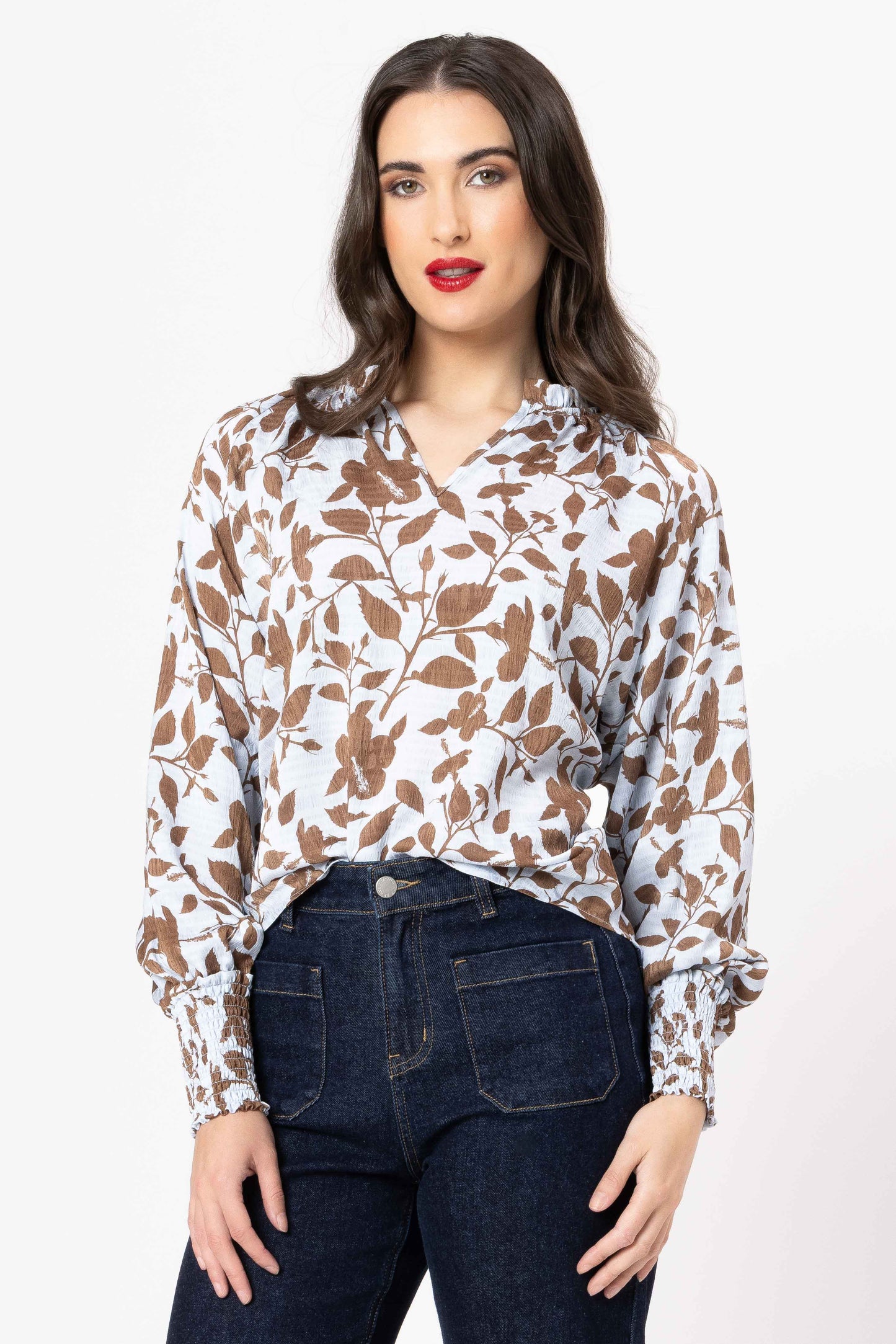 
                  
                    CLARA BLOUSE-WALNUT BLOOM
                  
                