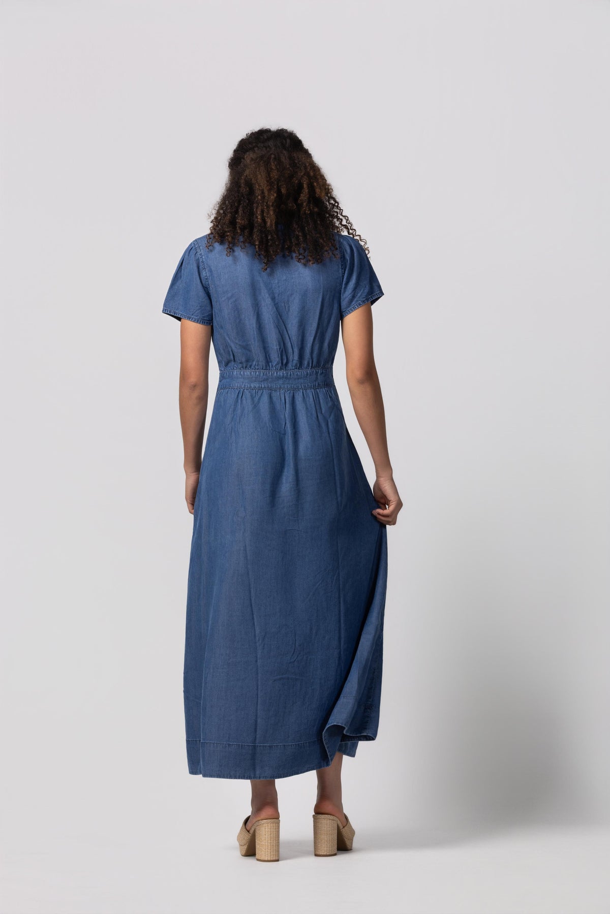 
                  
                    LTB JANNA DRESS AVANI
                  
                