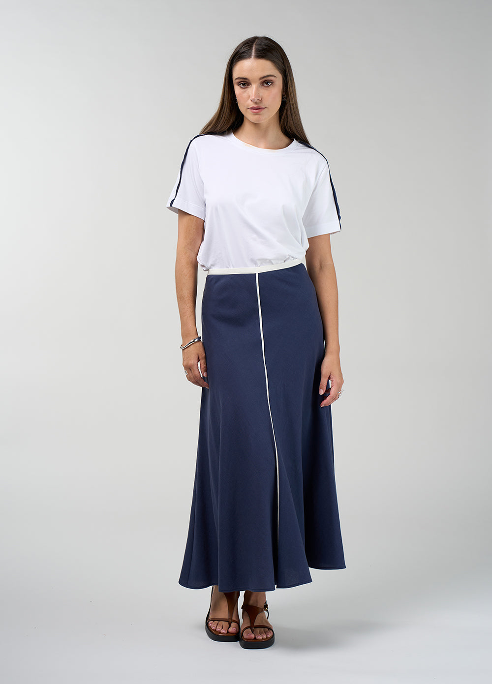 
                  
                    MADLY SWEETLY DUALITY SKIRT-SILK WHITE
                  
                