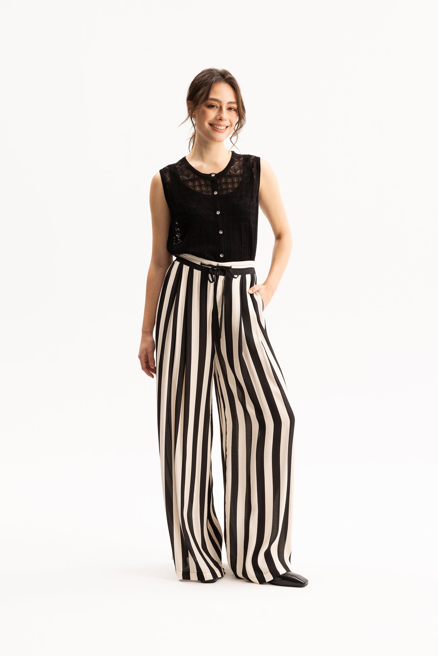 
                  
                    HAZEL PANT-STRIPE
                  
                