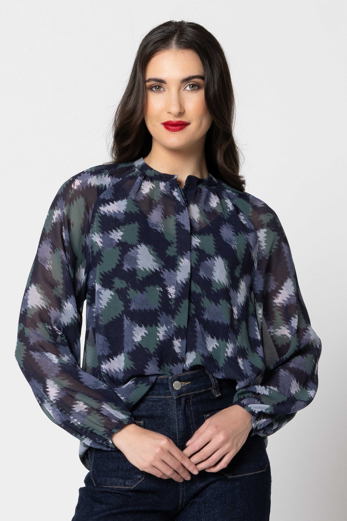 
                  
                    TILLY SHIRT-NAVY MIST
                  
                