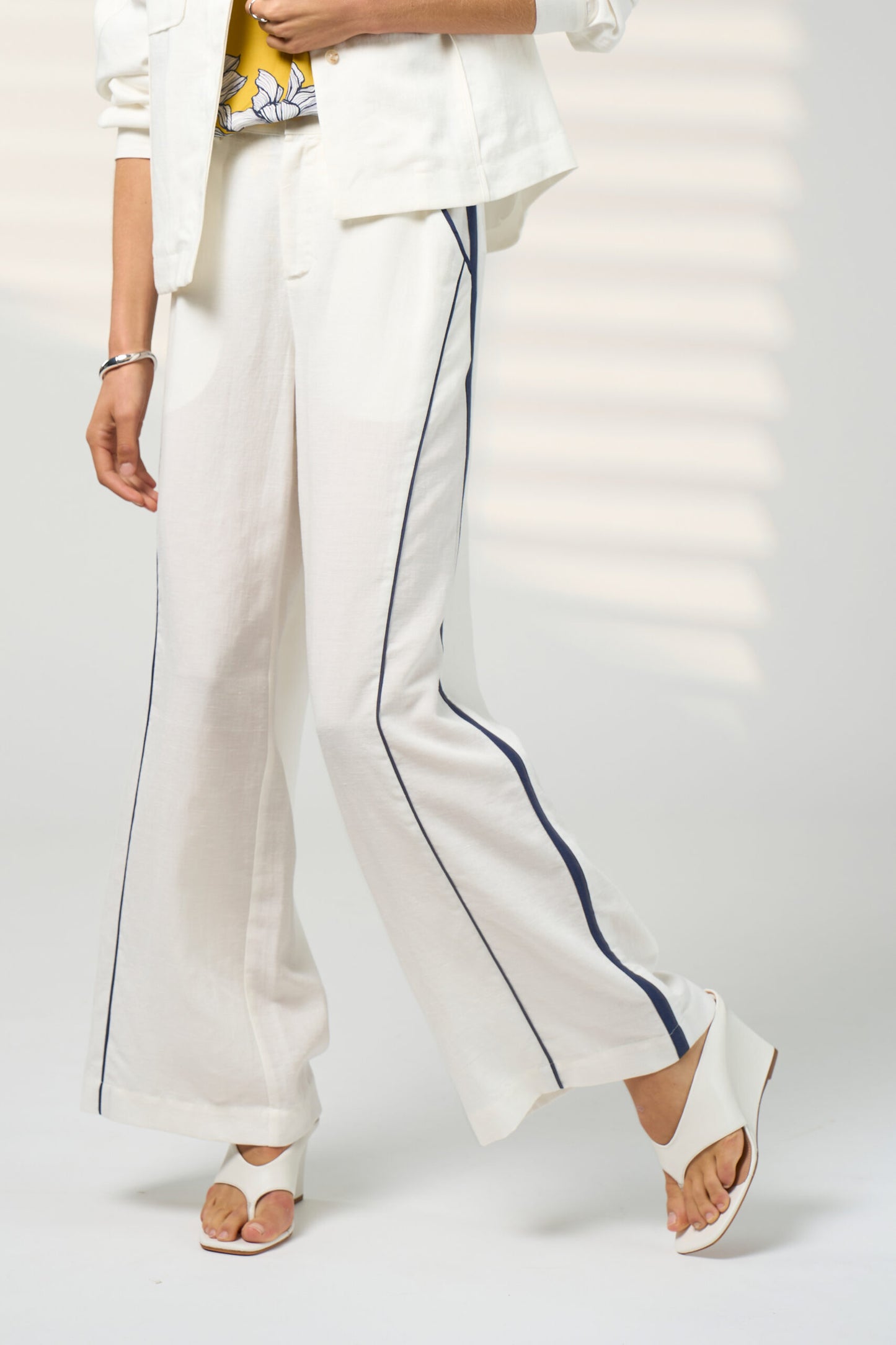 
                  
                    MADLY SWEETLY DUALITY PANT-SILK WHITE
                  
                