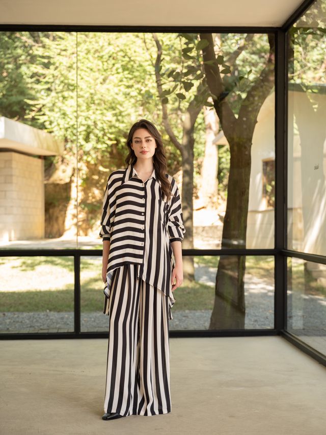 
                  
                    AYLA SHIRT-STRIPE
                  
                