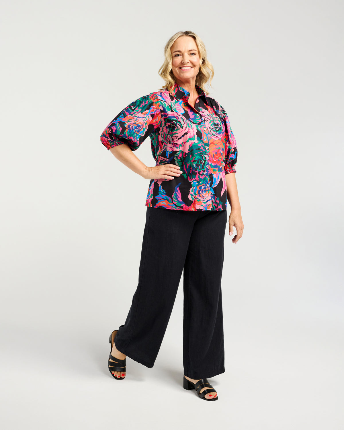 
                  
                    ZAFINA ALICE SHIRT-ABSTRACT GARDEN
                  
                