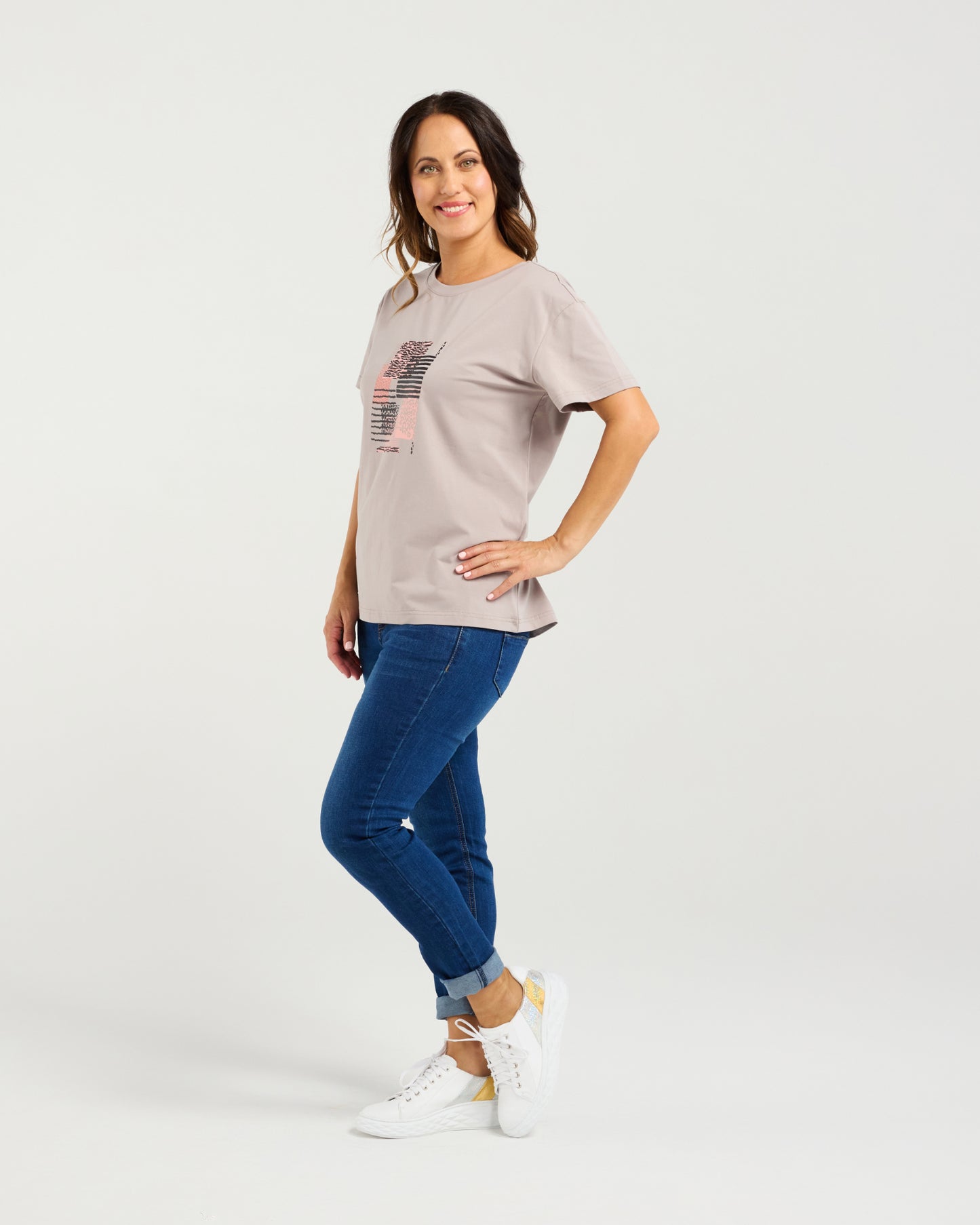 
                  
                    Livia T-shirt-Grey
                  
                