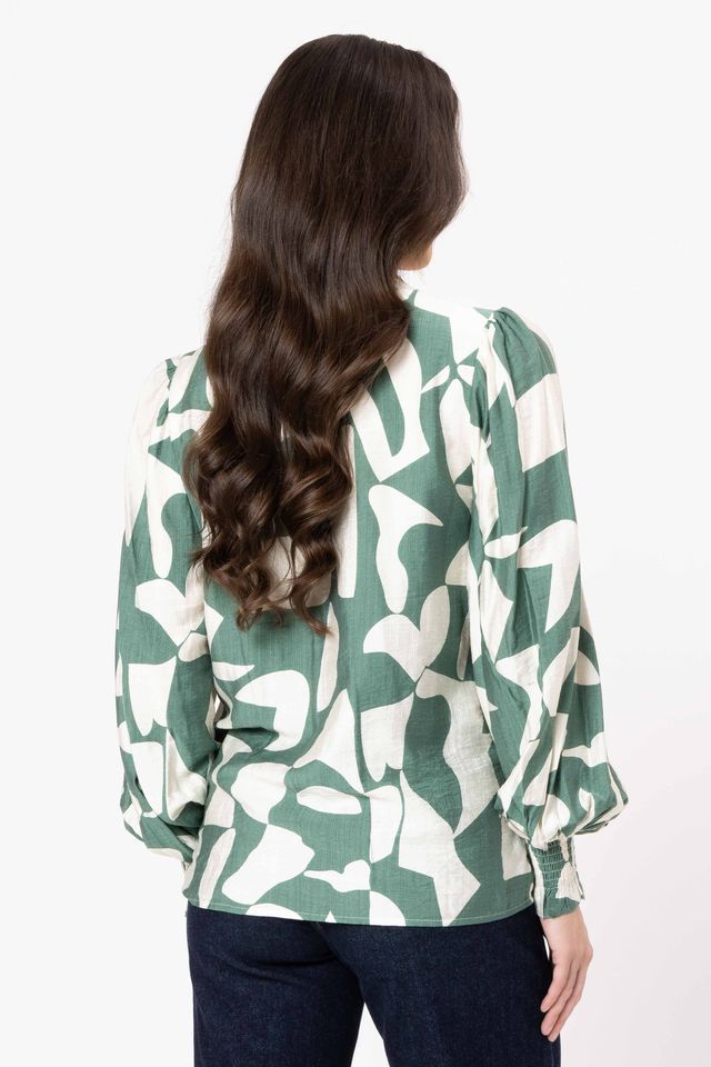 
                  
                    Seeking Lola MOVEMENT BLOUSE-FOREST SHADOW
                  
                