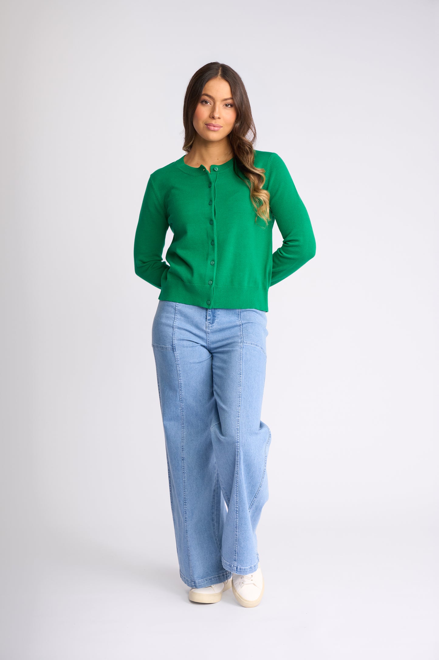 
                  
                    KNEWE MIMI CARDI-PARAKEET
                  
                