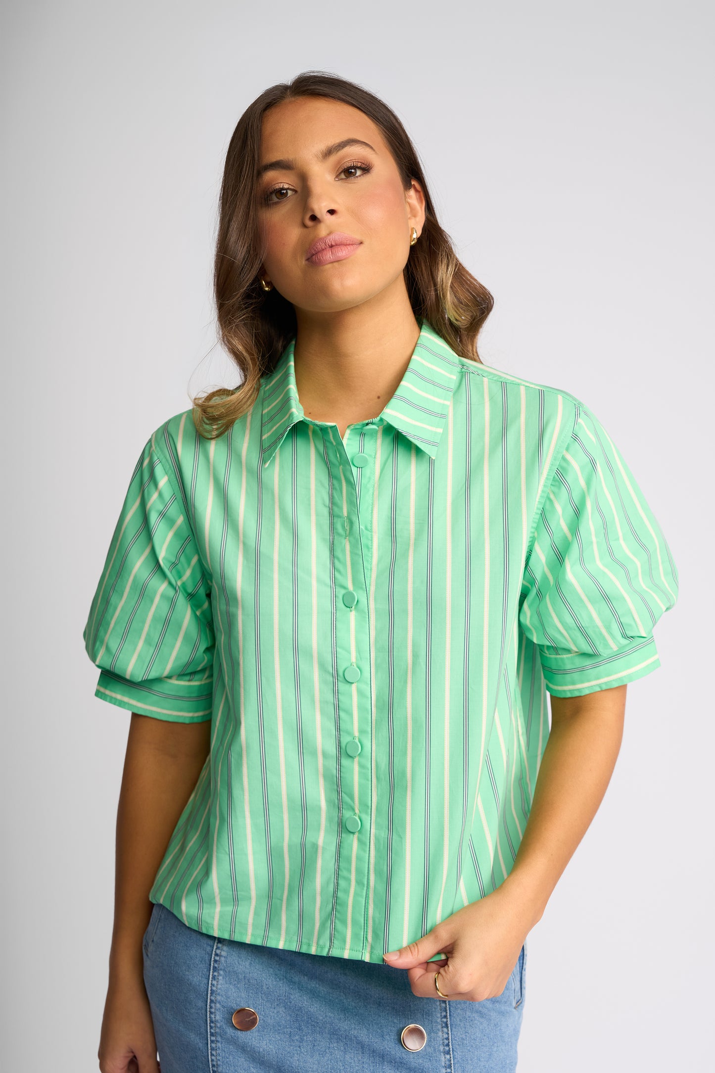 
                  
                    KNEWE TITAN SHIRT-MINT STRIPE
                  
                