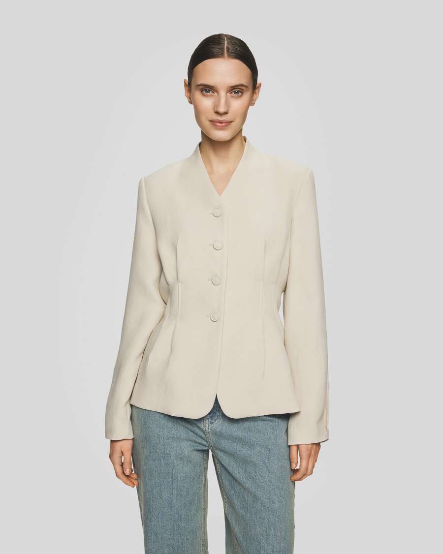 
                  
                    ESTERIANE BLAZER-OATMEAL
                  
                