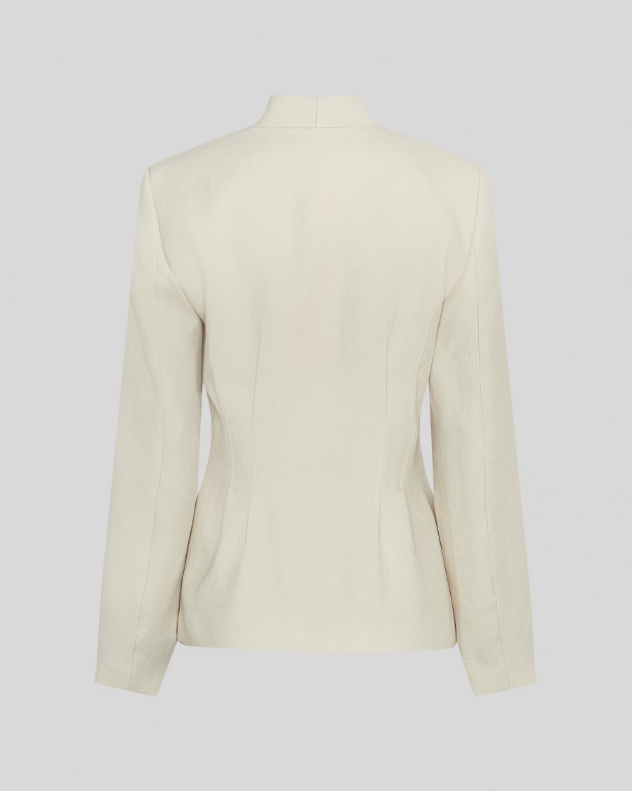 
                  
                    ESTERIANE BLAZER-OATMEAL
                  
                