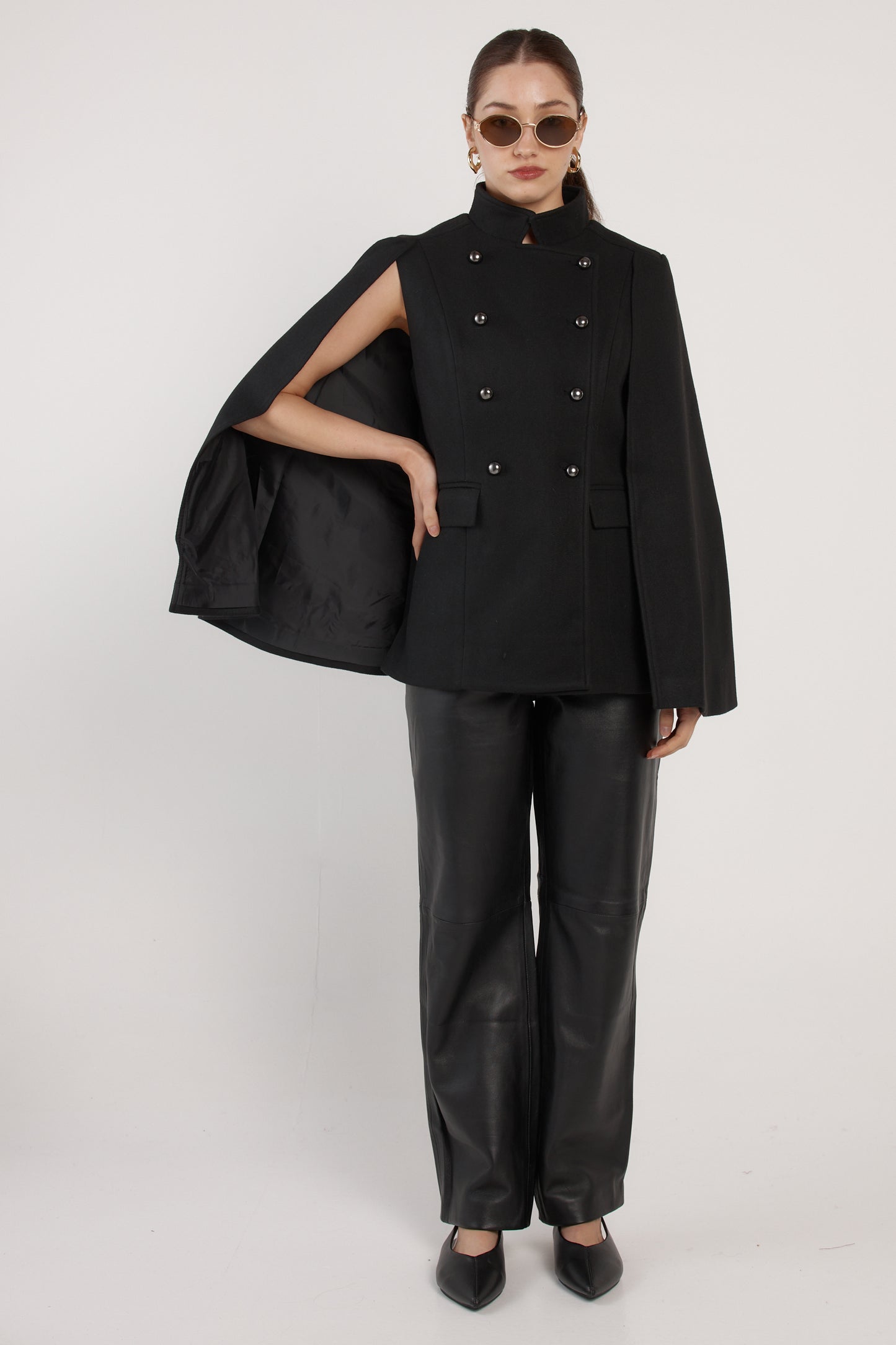 
                  
                    ELLIS MILITARY CAPE-BLACK
                  
                