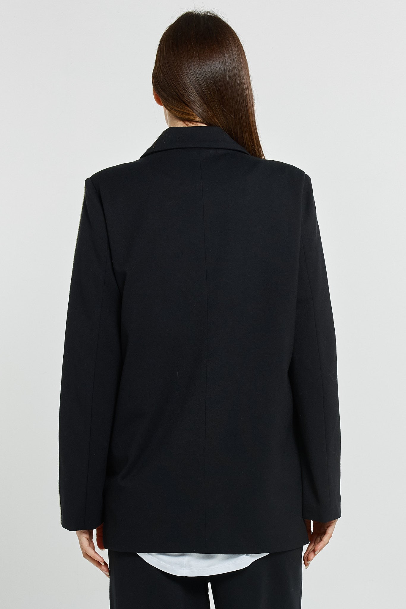 
                  
                    BRONWYN BLAZER-BLACK
                  
                