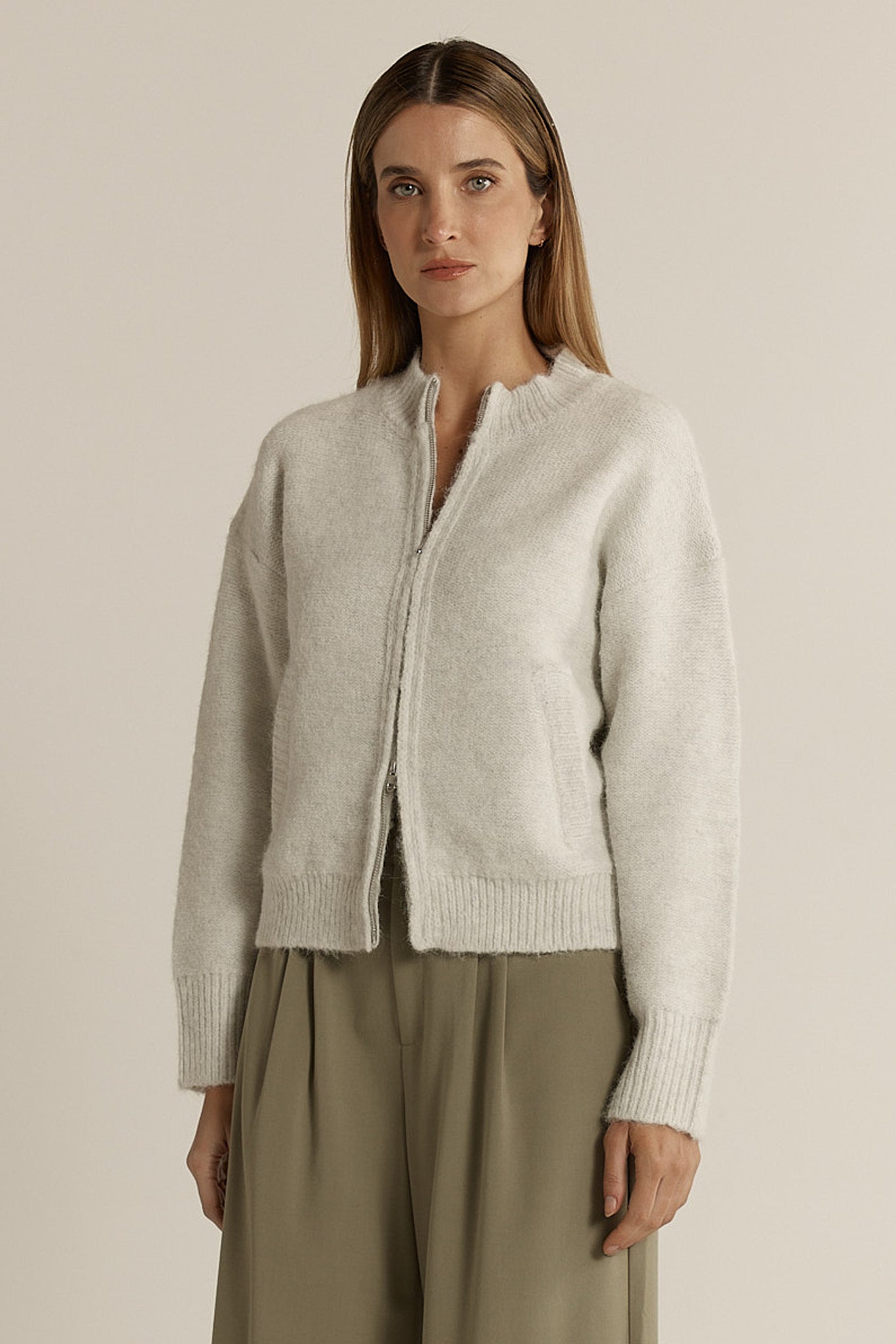 
                  
                    LUMI ZIP UP-SNOW MARL-PRE ORDER
                  
                