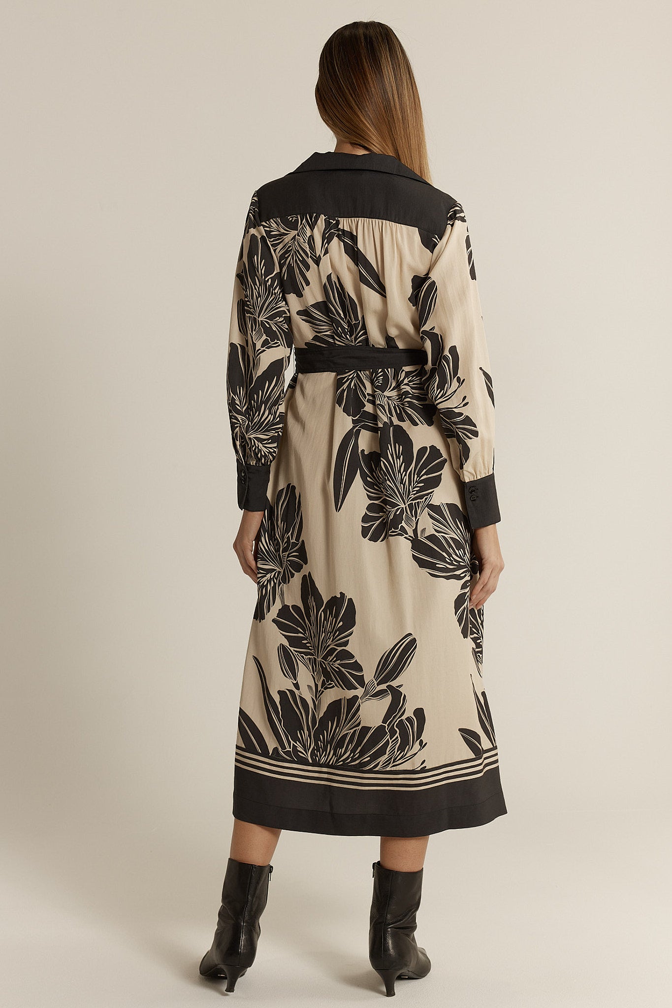 
                  
                    JUNE SHIRT DRESS-SHADOW
                  
                