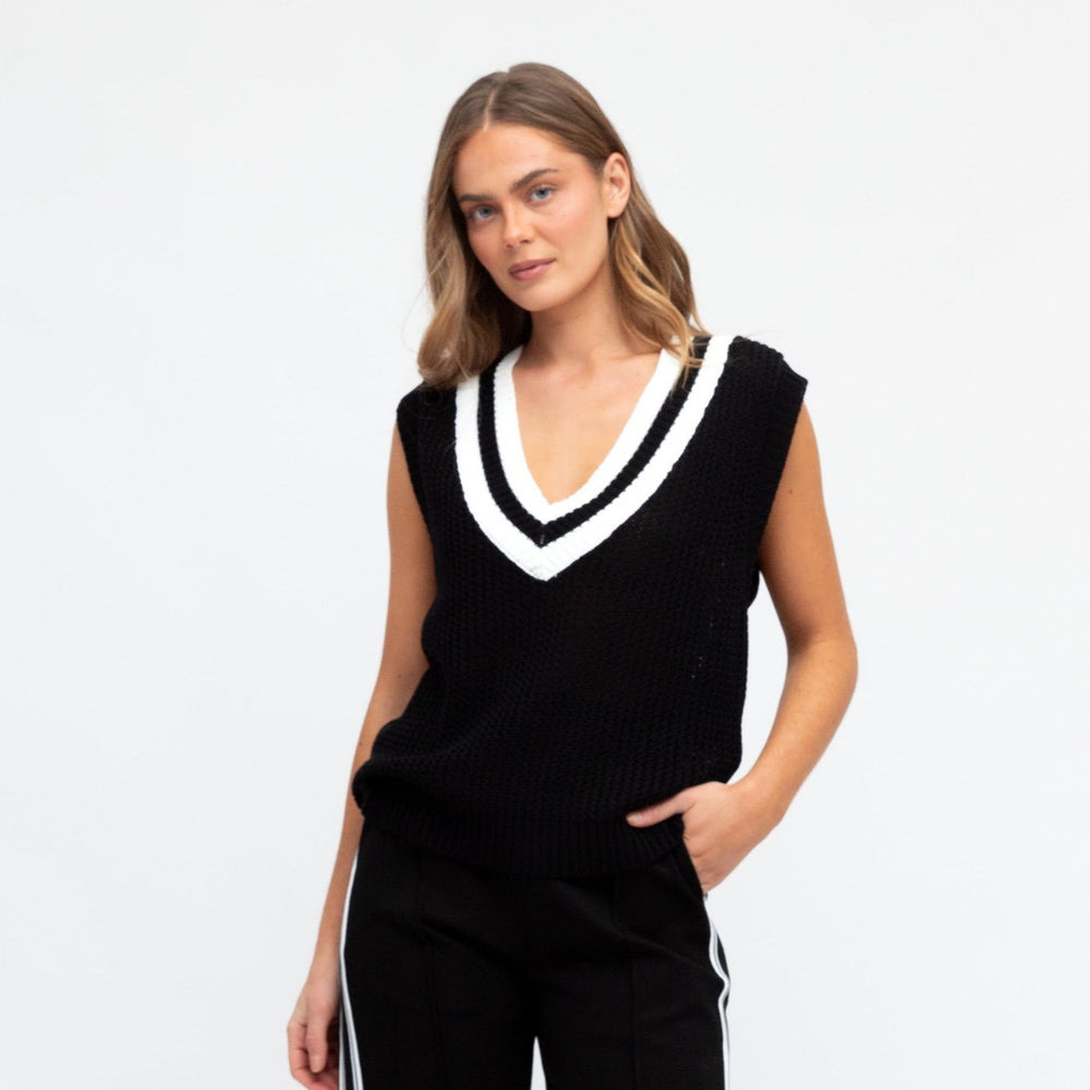 Ebby and I Vest -Black/White