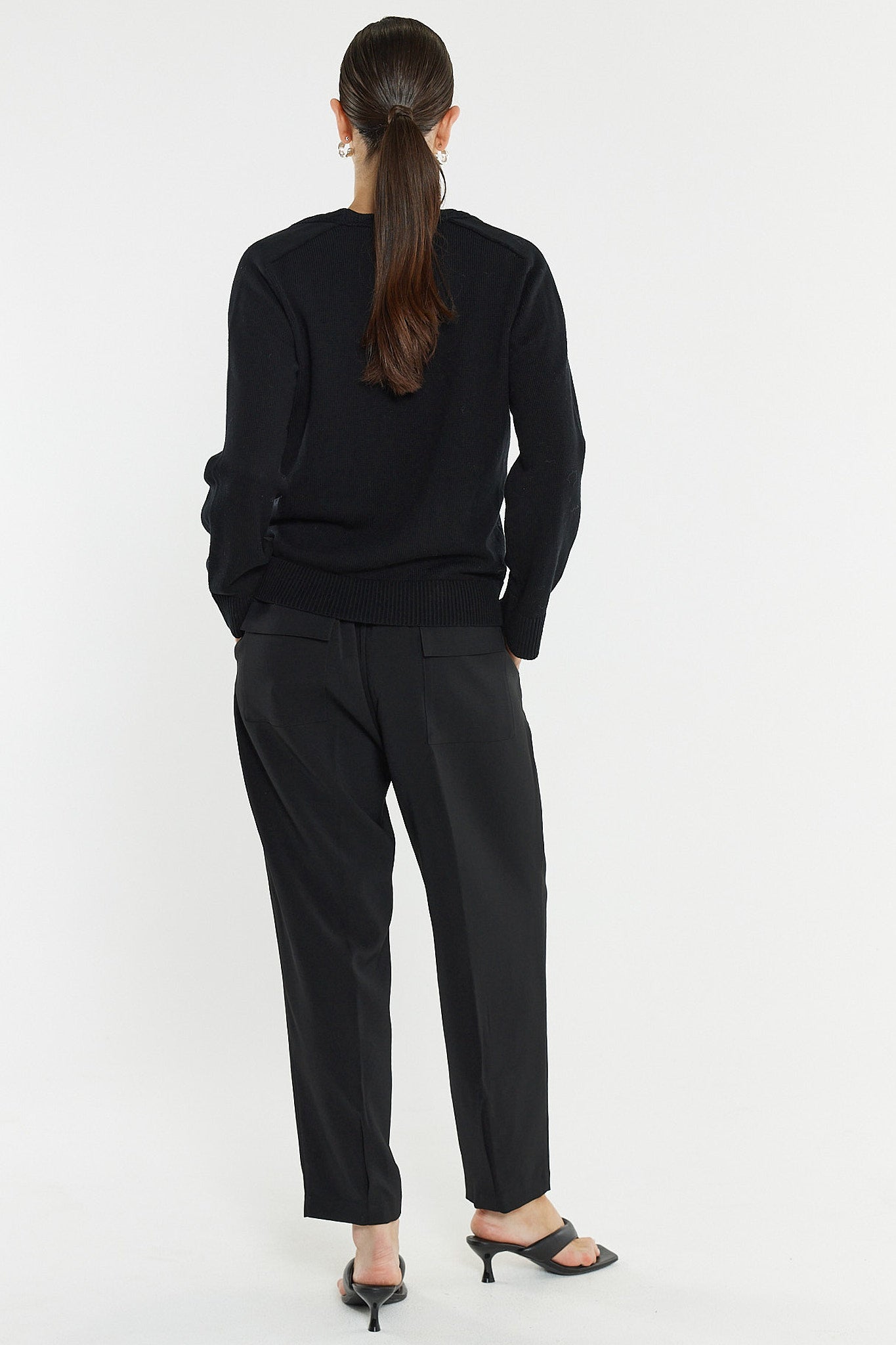 
                  
                    LO TAPERED CARGO-BLACK
                  
                