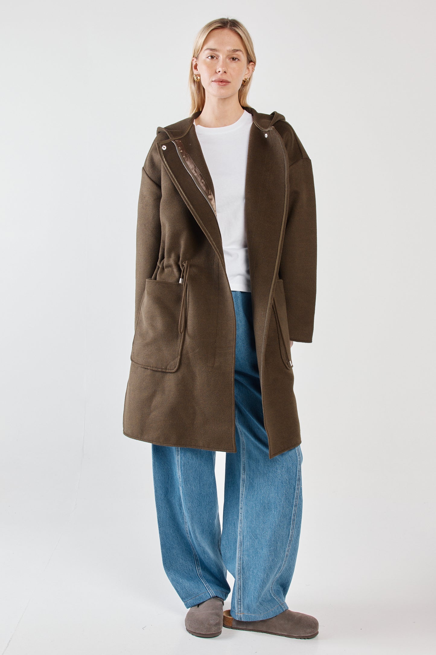 
                  
                    MAXI HOODED COAT-DARK OLIVE
                  
                