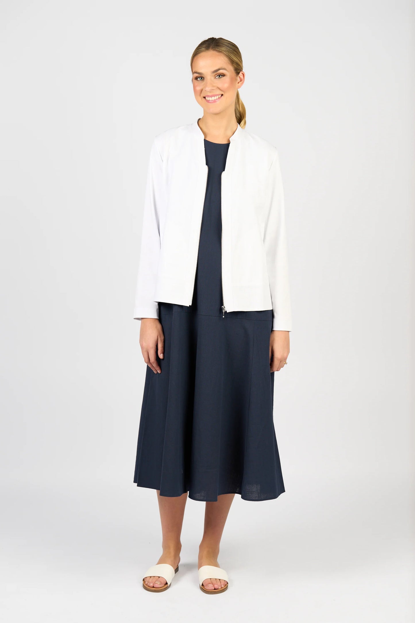 
                  
                    2103-Zip Up Jacket with Knit Panels-White
                  
                